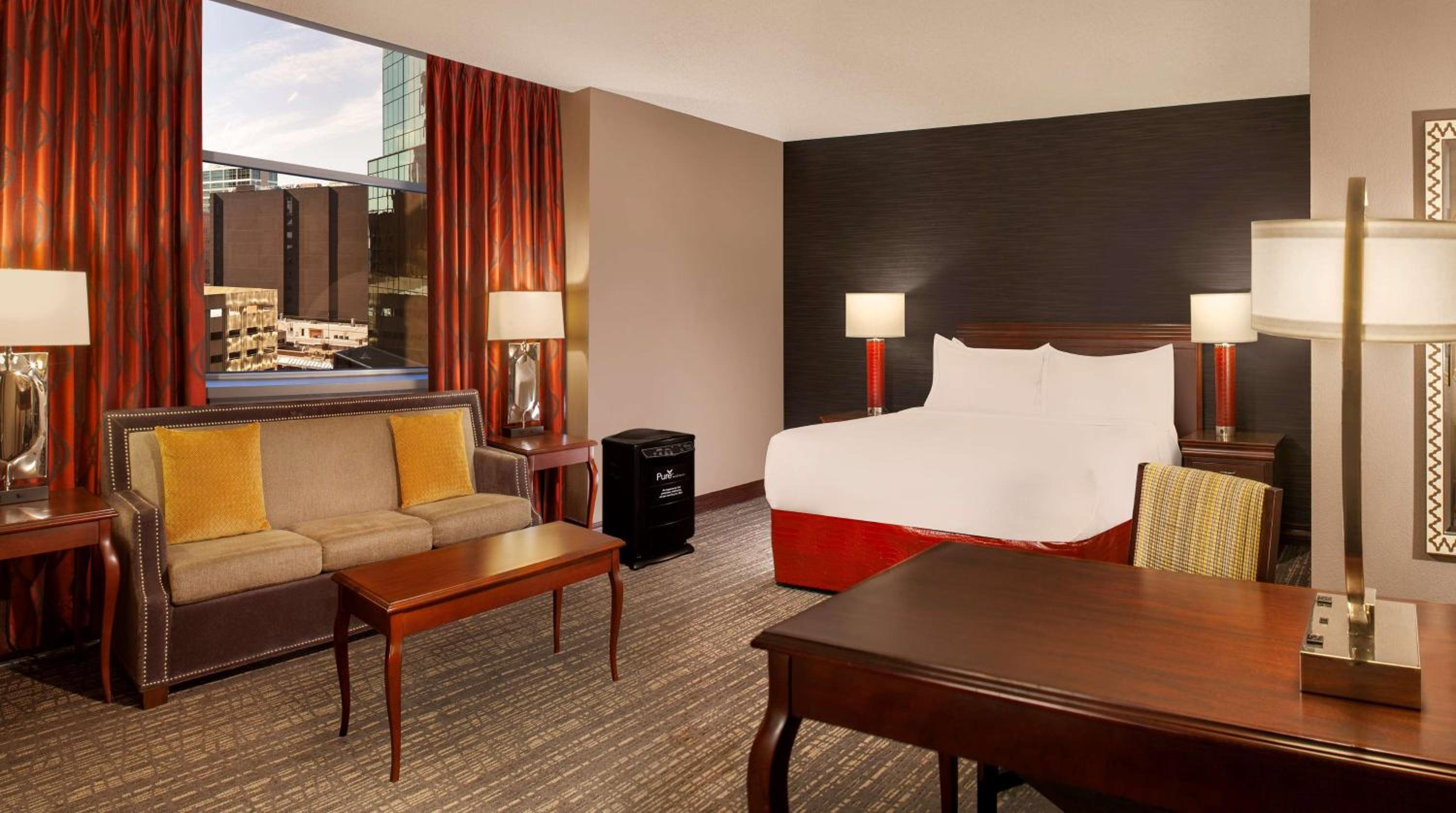 Pure Wellness King Room with Sofa Bed - Photo 1