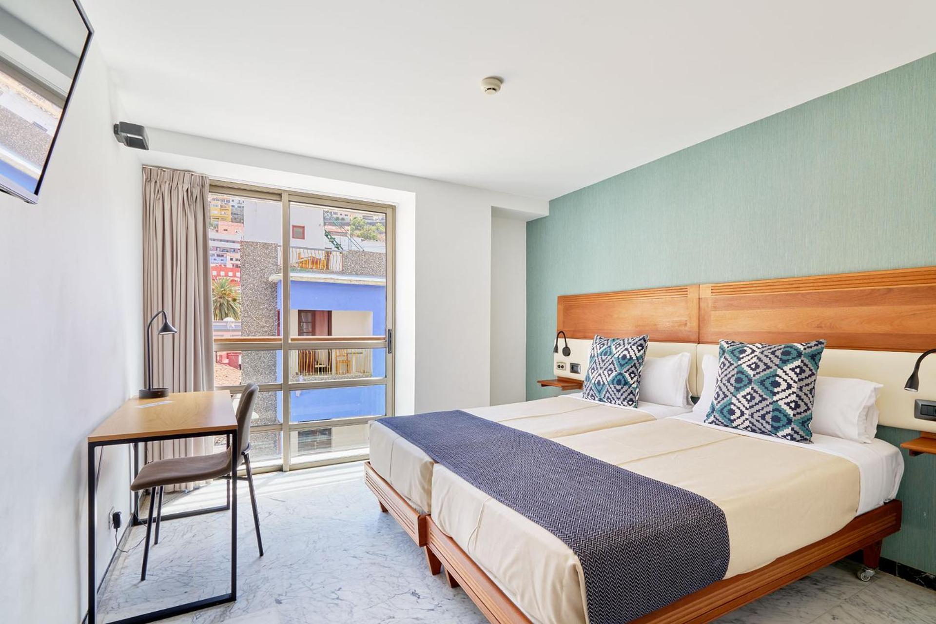 Twin Room - Photo 1
