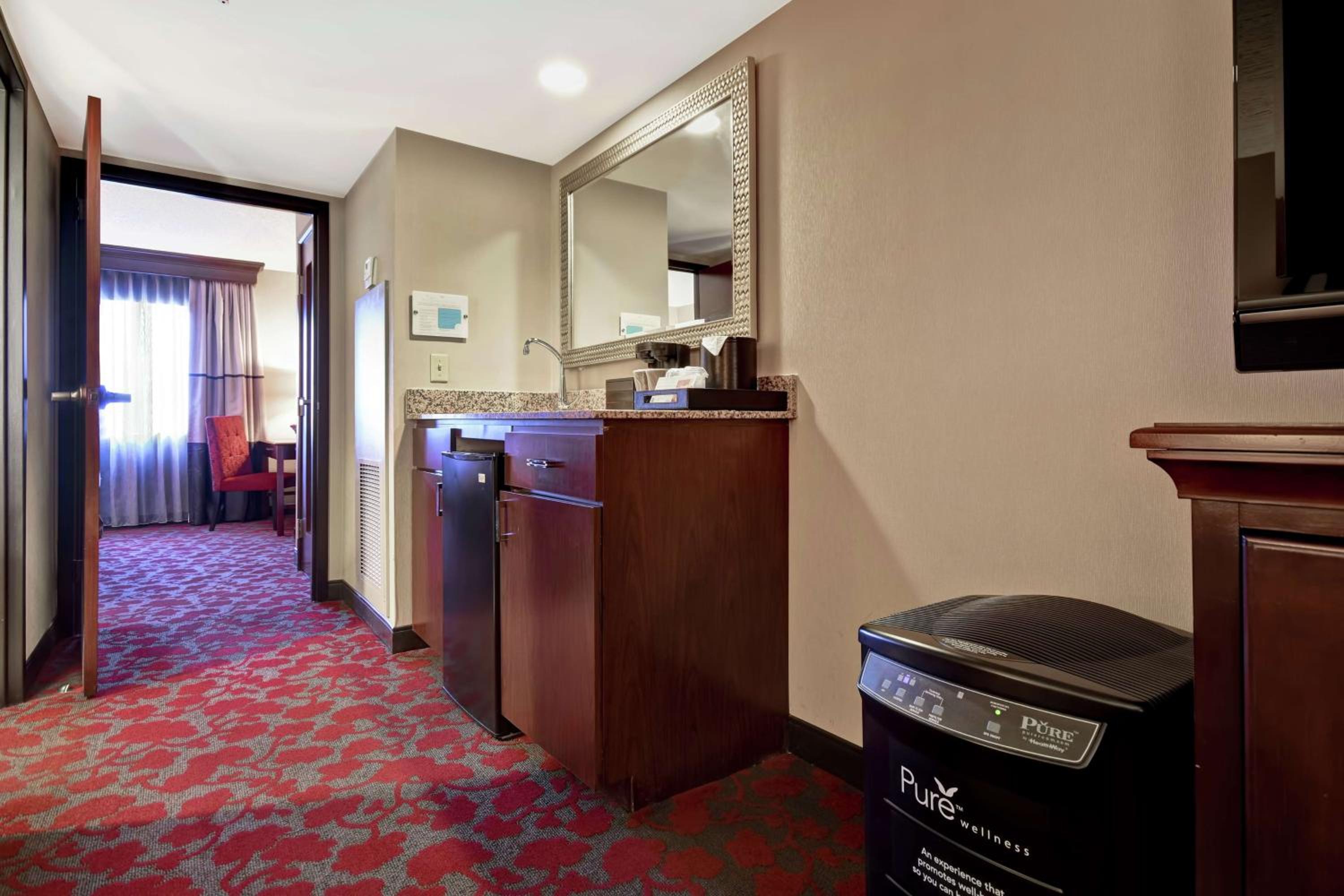Two-Bedroom King Suite - Pure Wellness - Photo 2