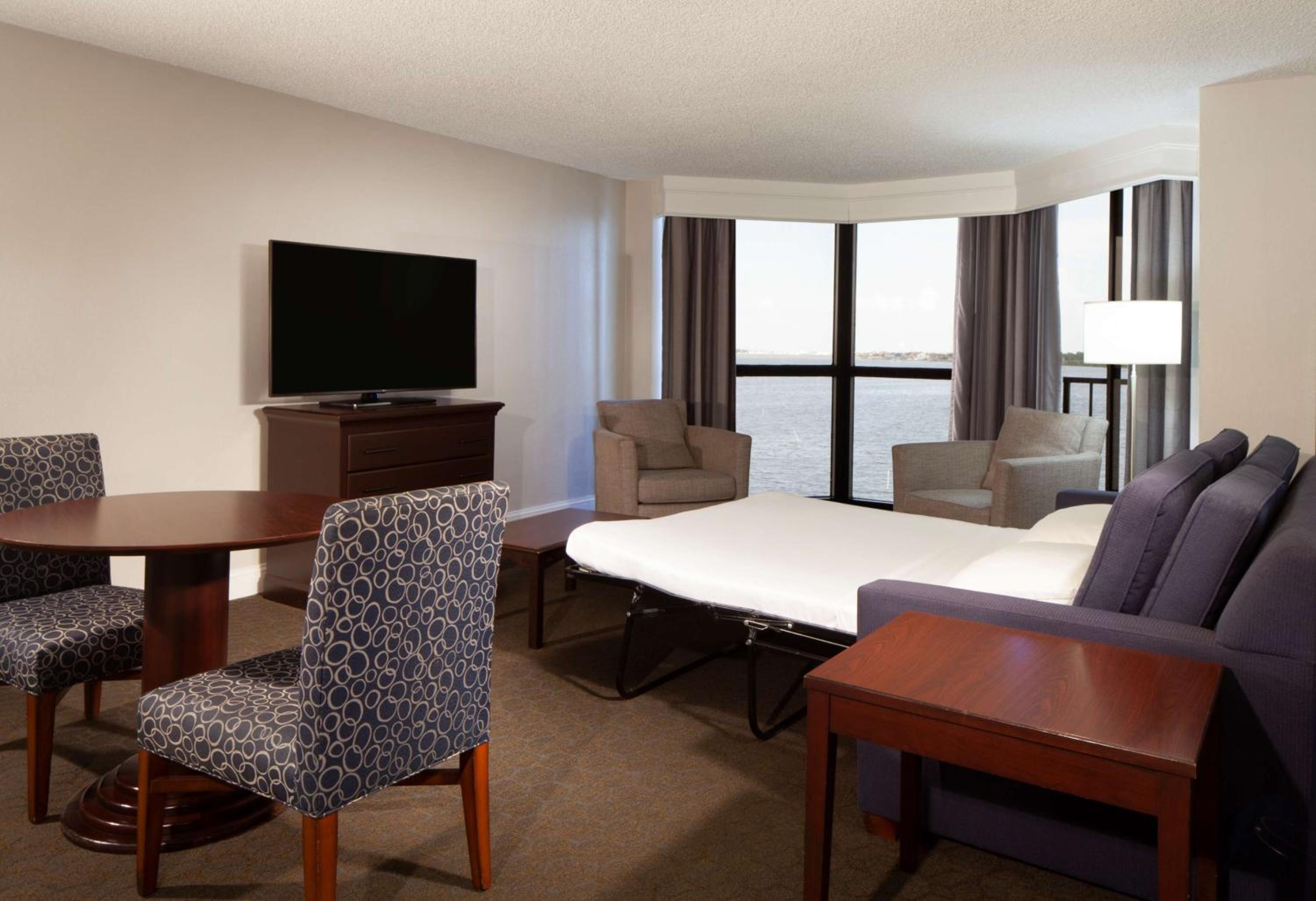 Junior Suite with Two Double Beds and Marina View