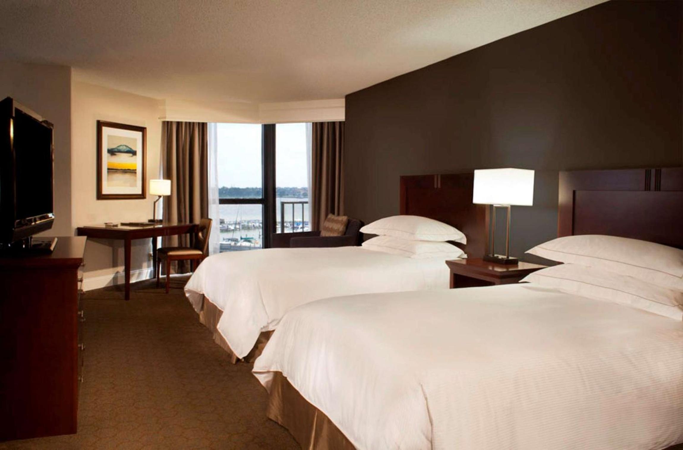 Deluxe Double Room with Two Double Beds - Photo 3