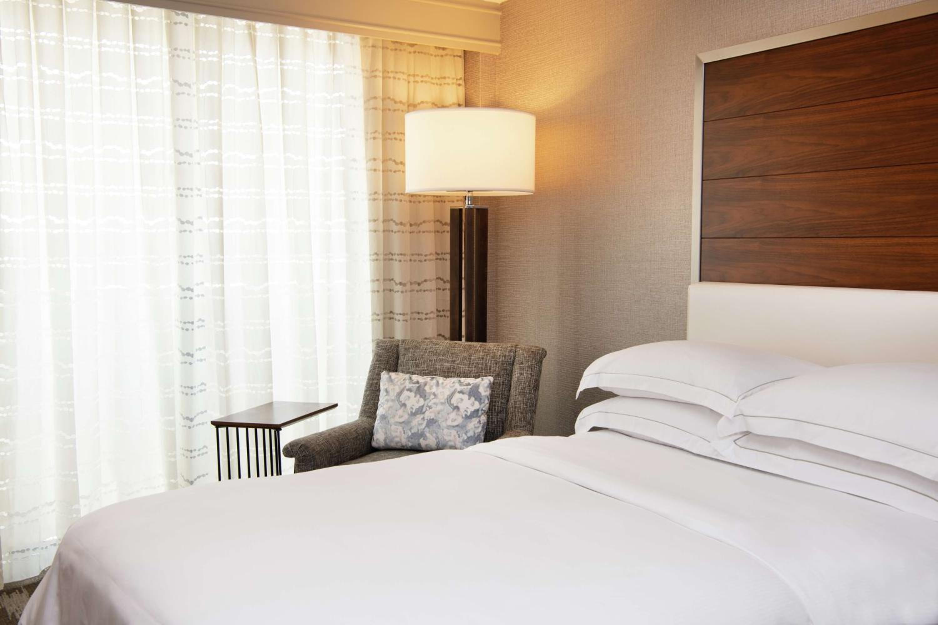 Double Room with Two Double Beds - Photo 2