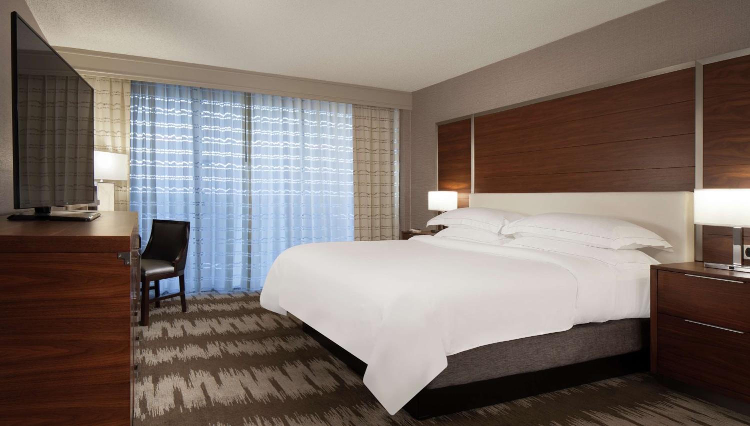 King Room - Hearing Access - Photo 11