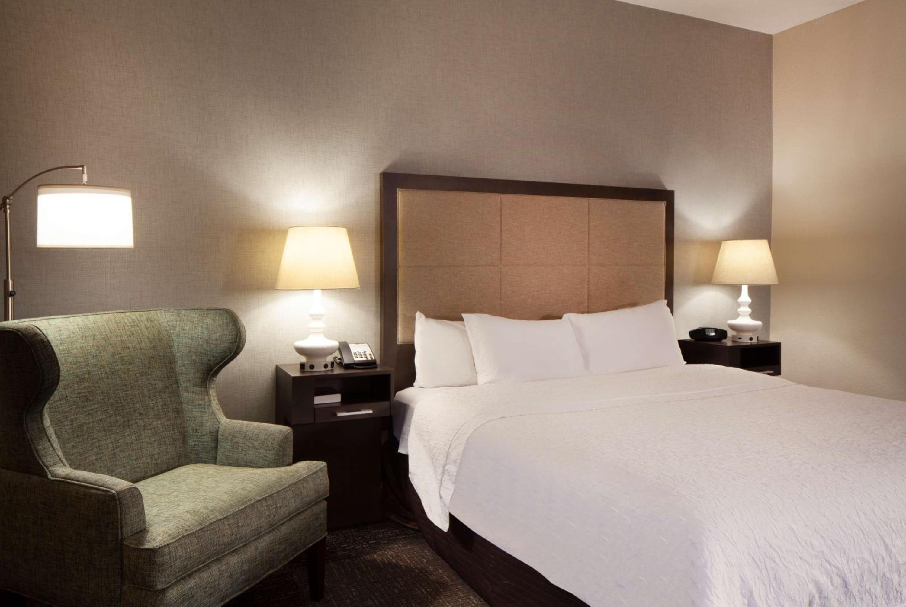 King Room - Mobility Access/Non-Smoking - Photo 1