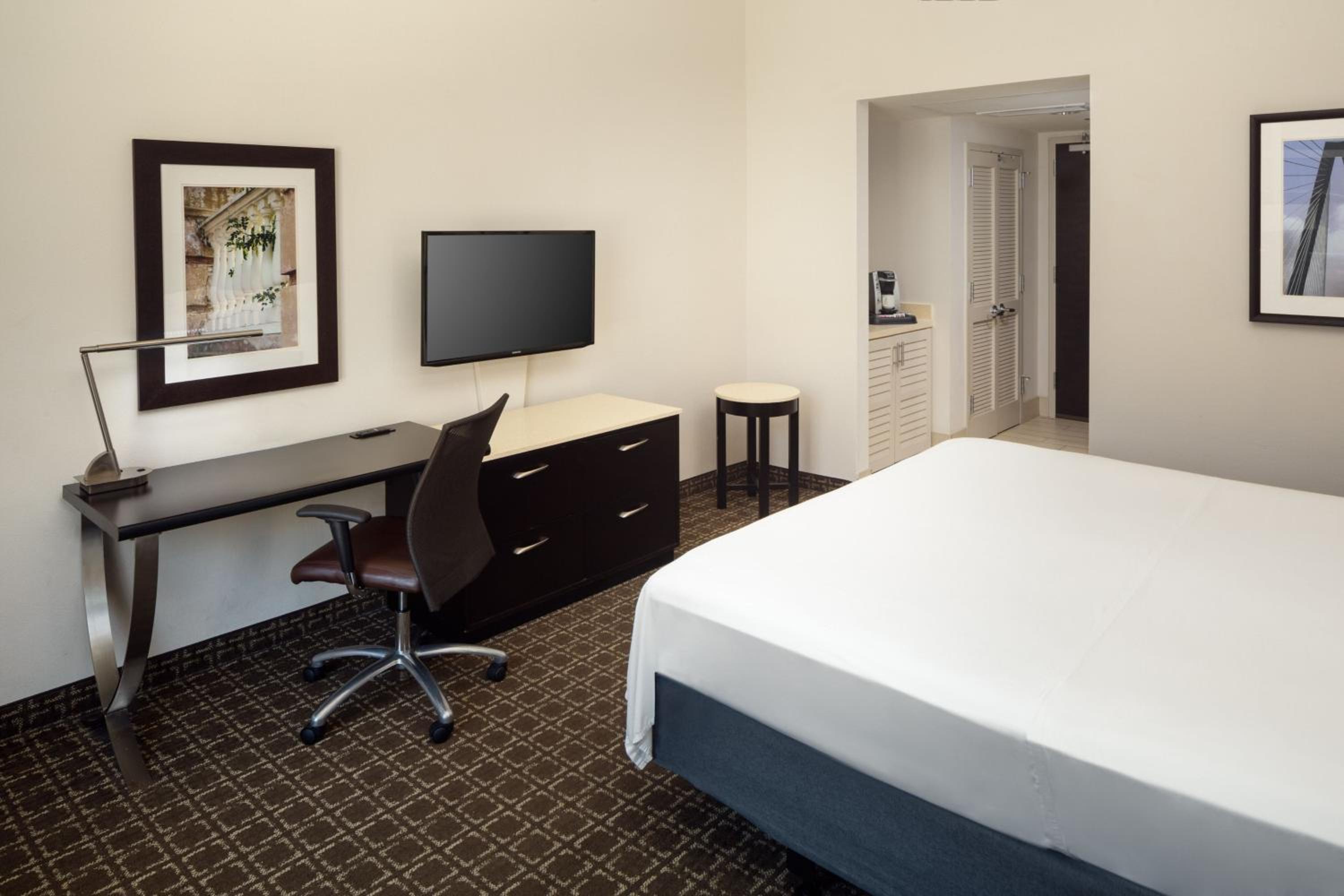 Upgraded King Room with Balcony and Pool View
