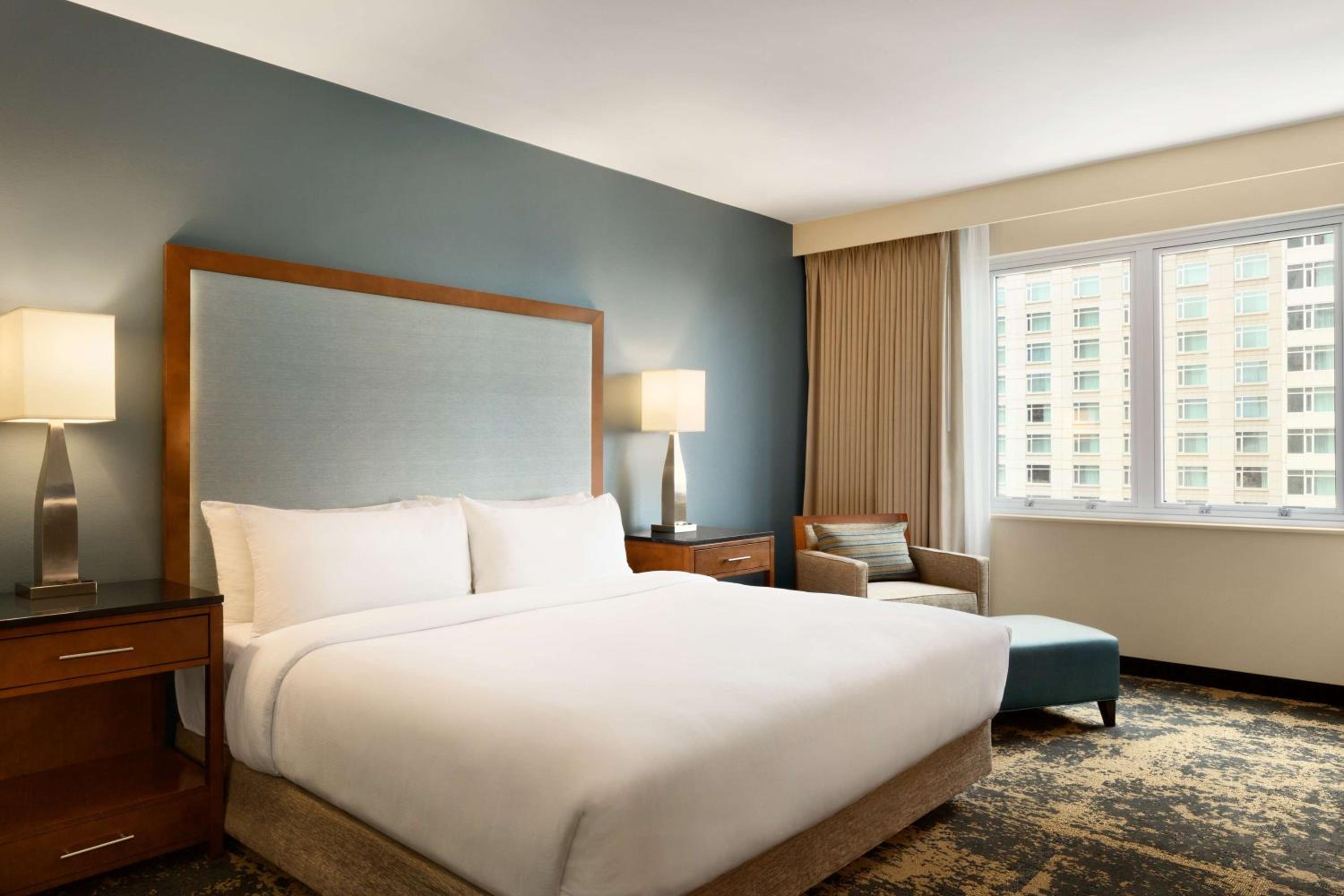 King Suite with Mountain View - Photo 1