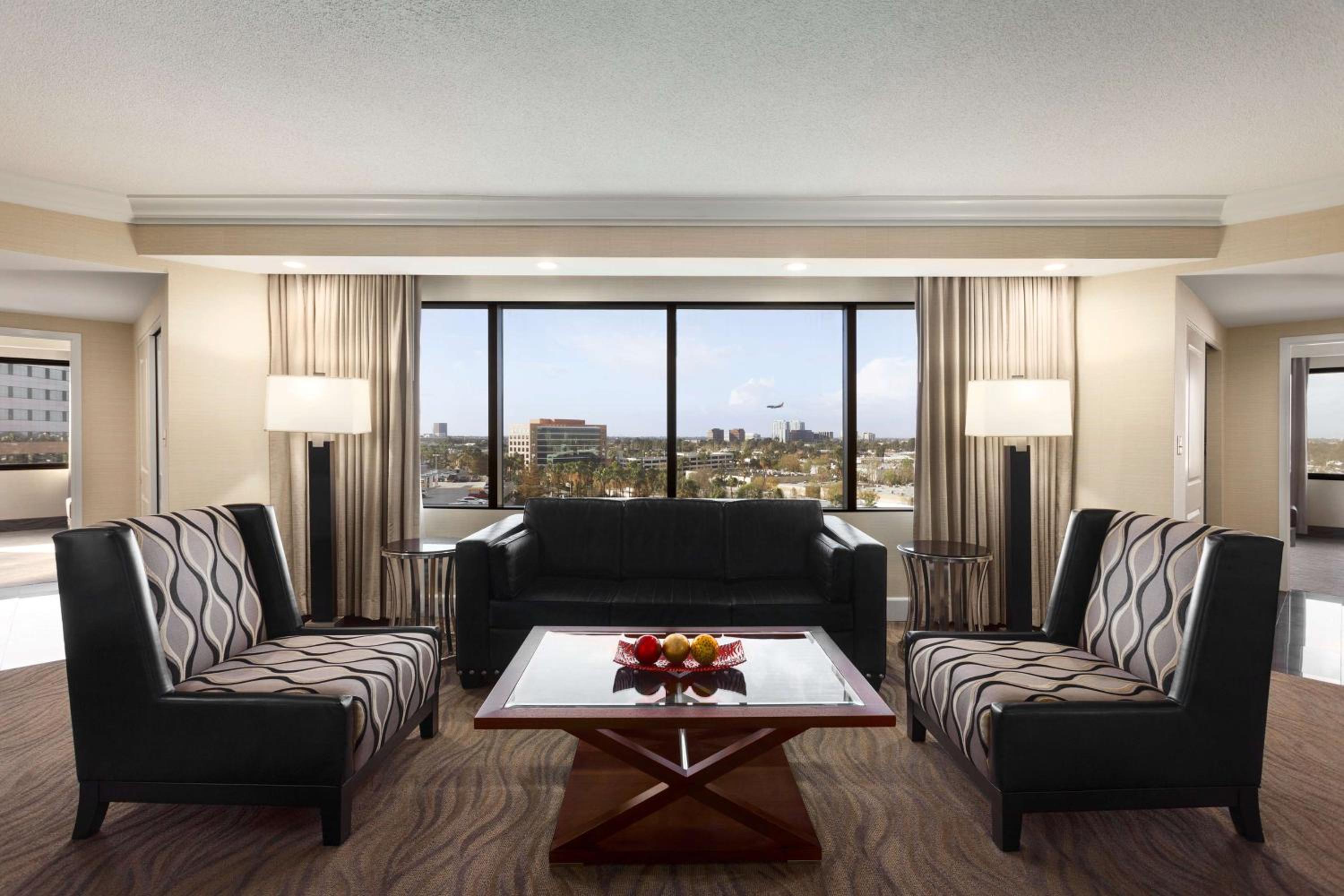 Two-Bedroom, Two Bathroom Suite with 2 King Beds  - Photo 3