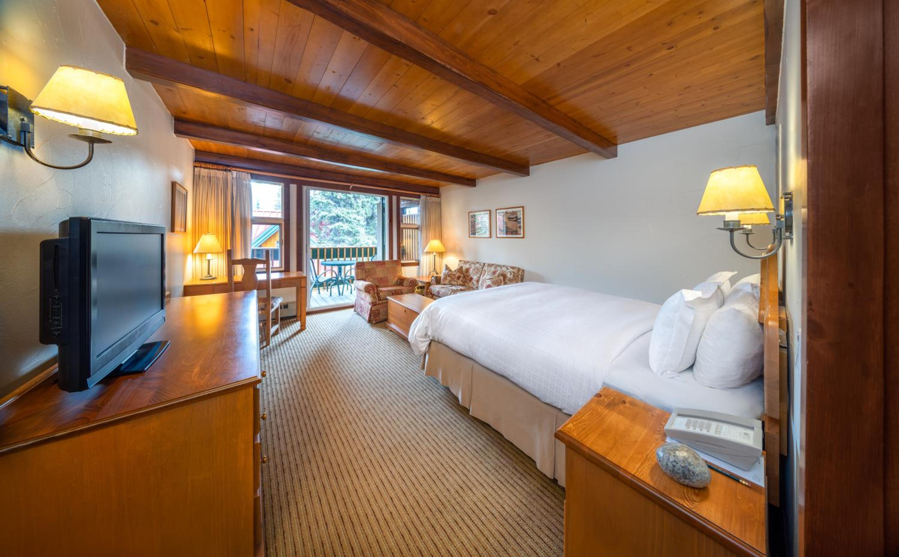 Deluxe Queen Room photo 1