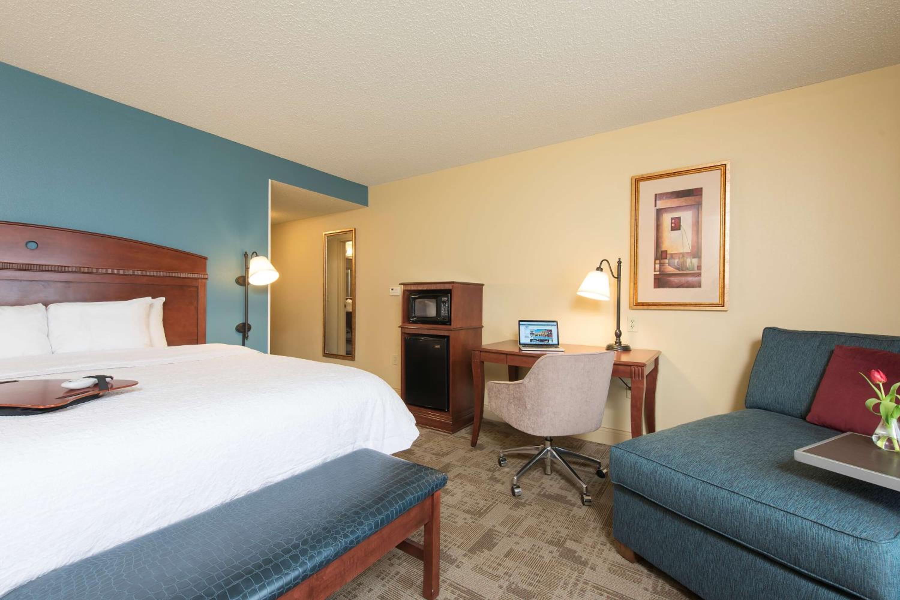 King Room - Hearing Access/Non-Smoking - Photo 3