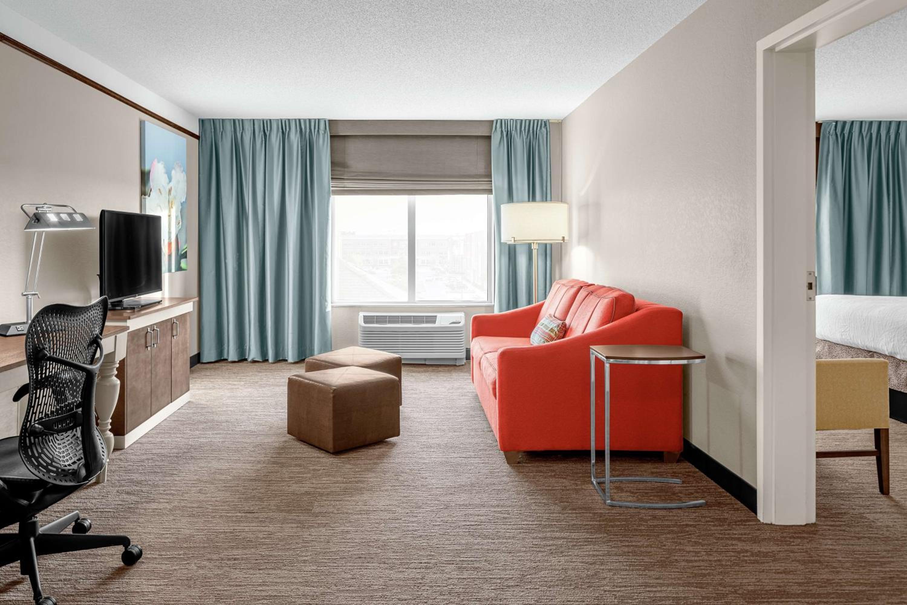 One-Bedroom King Suite with Sofa Bed - Photo 2