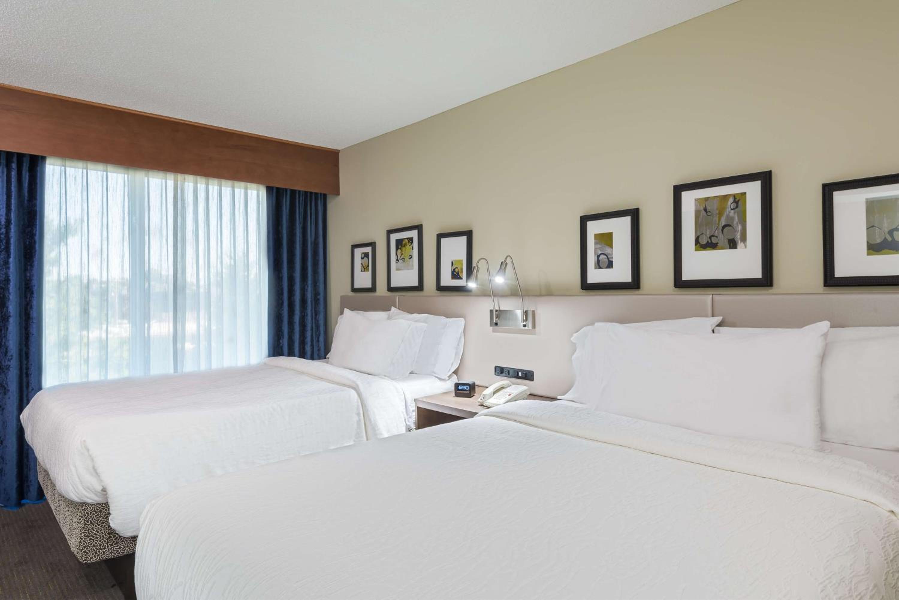 Double Room with Two Double Beds - Photo 1