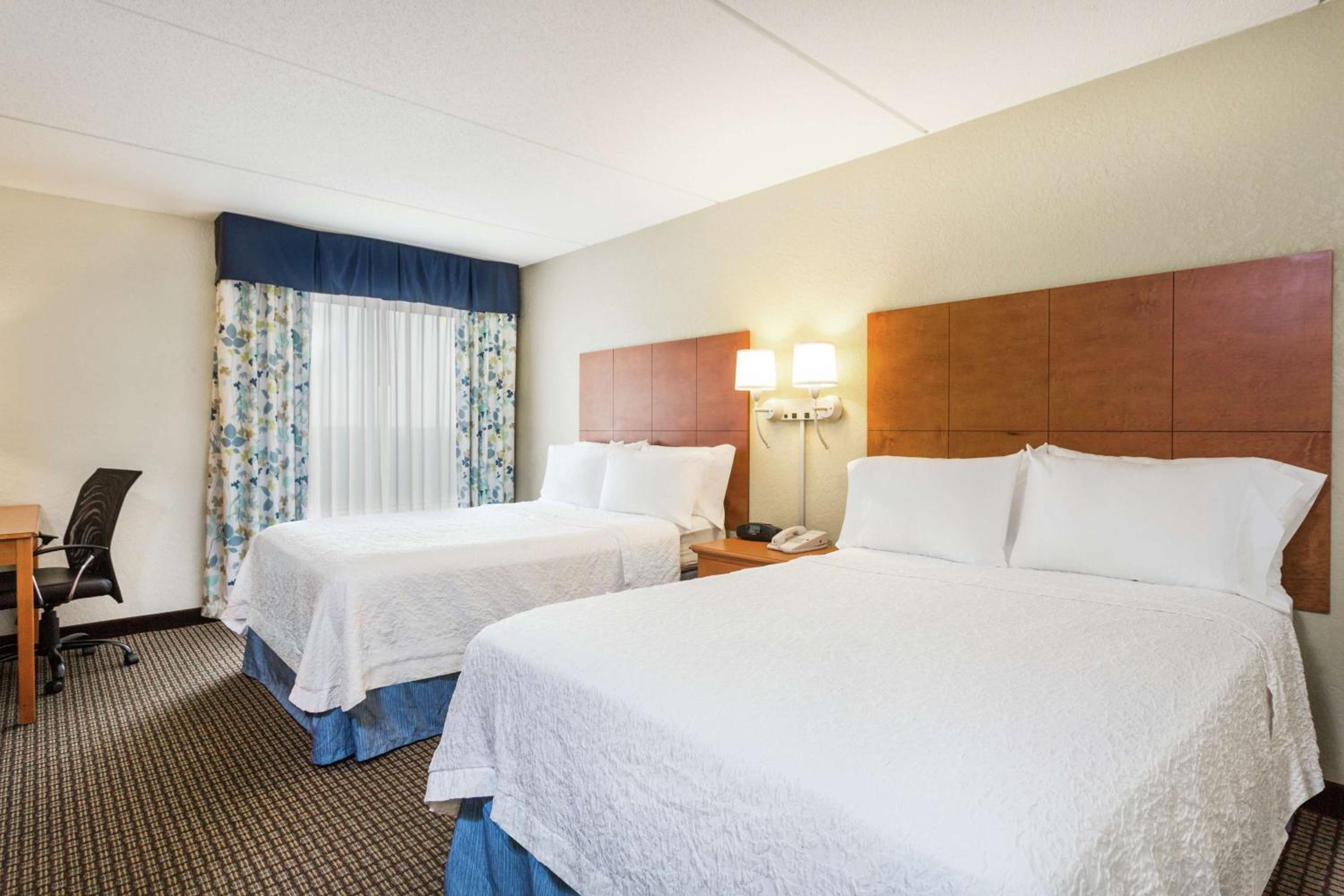 Double Room with Two Double Beds - Photo 1