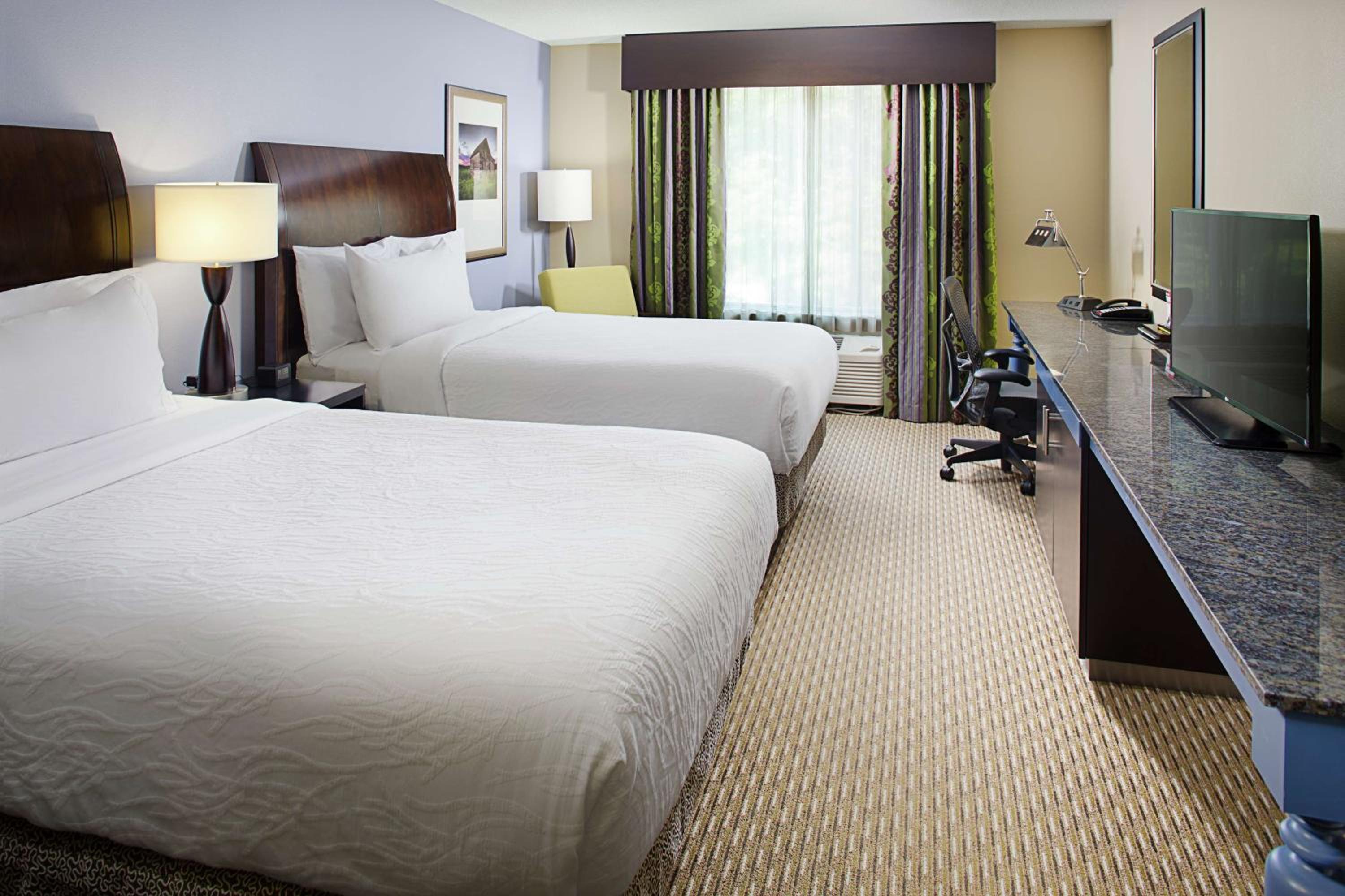 Double Room with Two Double Beds - Photo 1