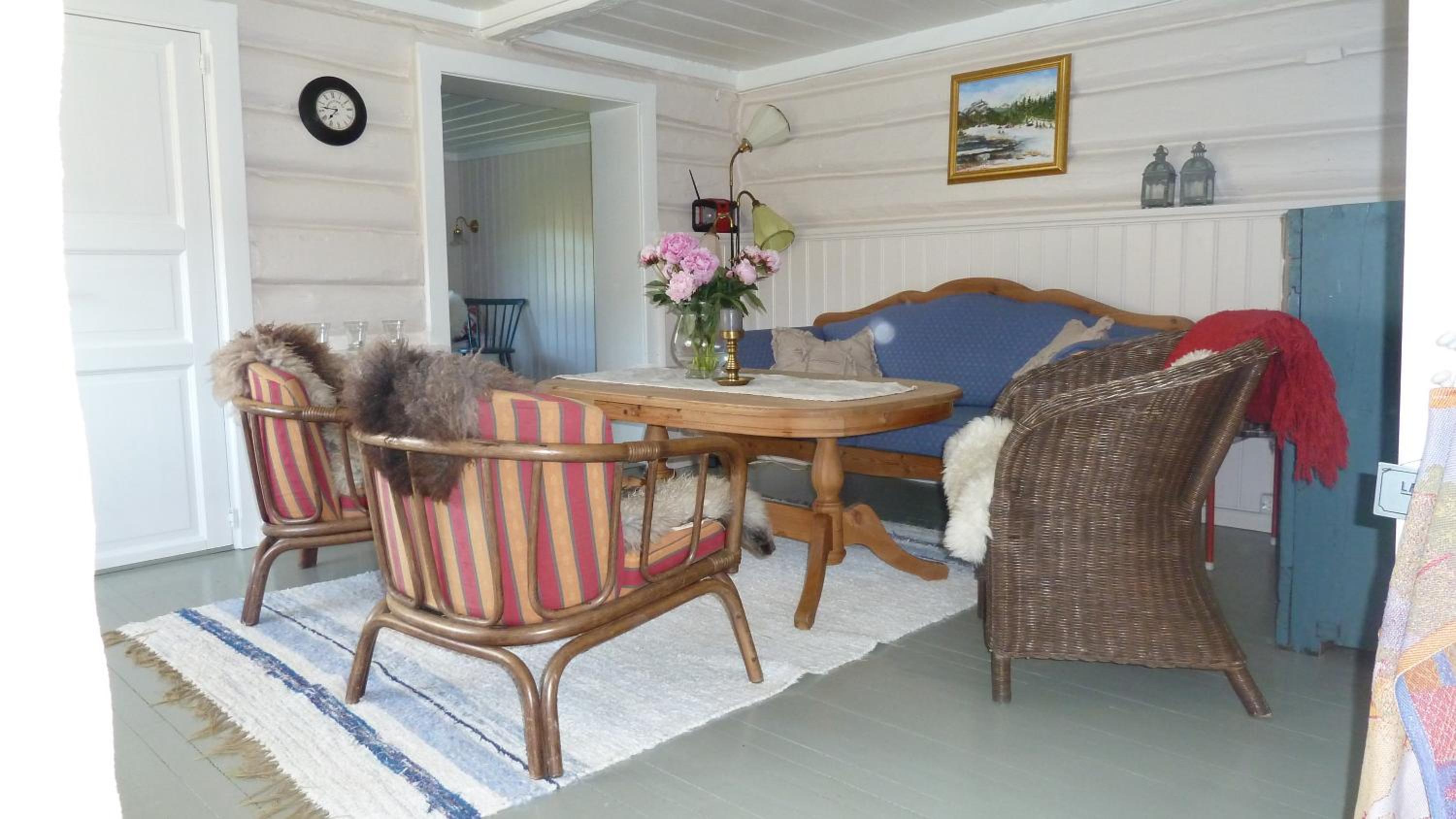 Two-Bedroom House - Photo 8