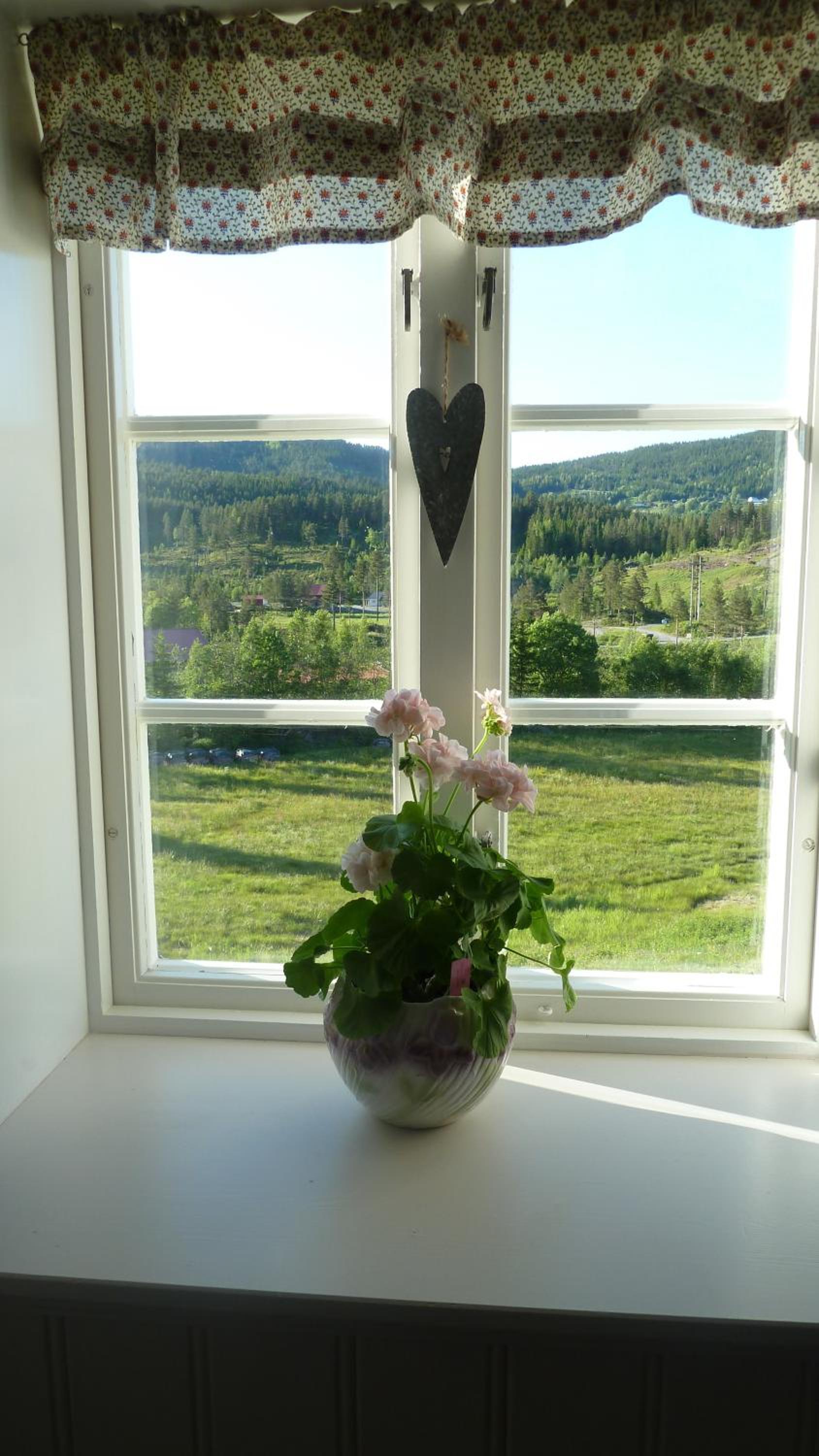 Two-Bedroom House - Photo 11