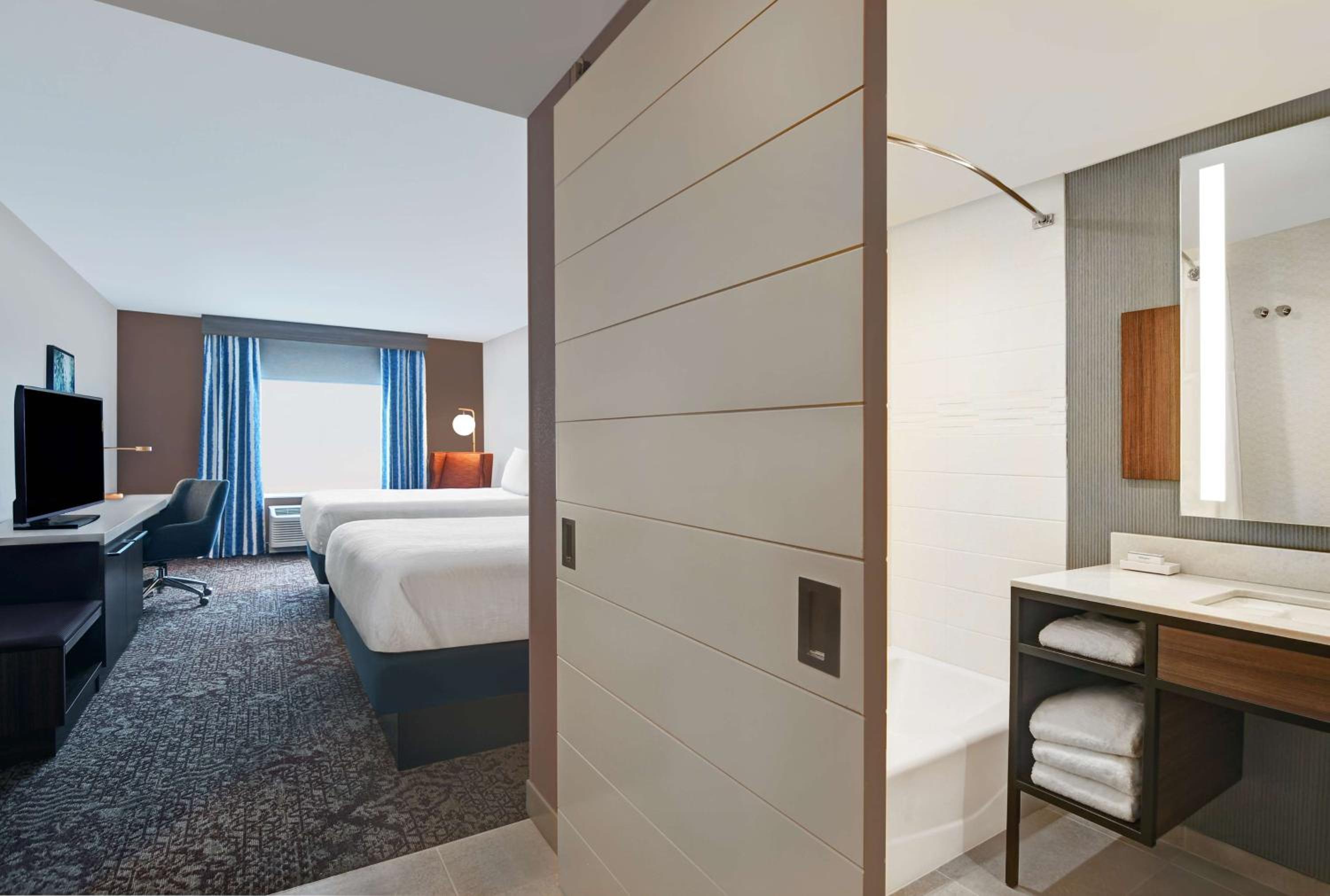 Queen Room with Two Queen Beds