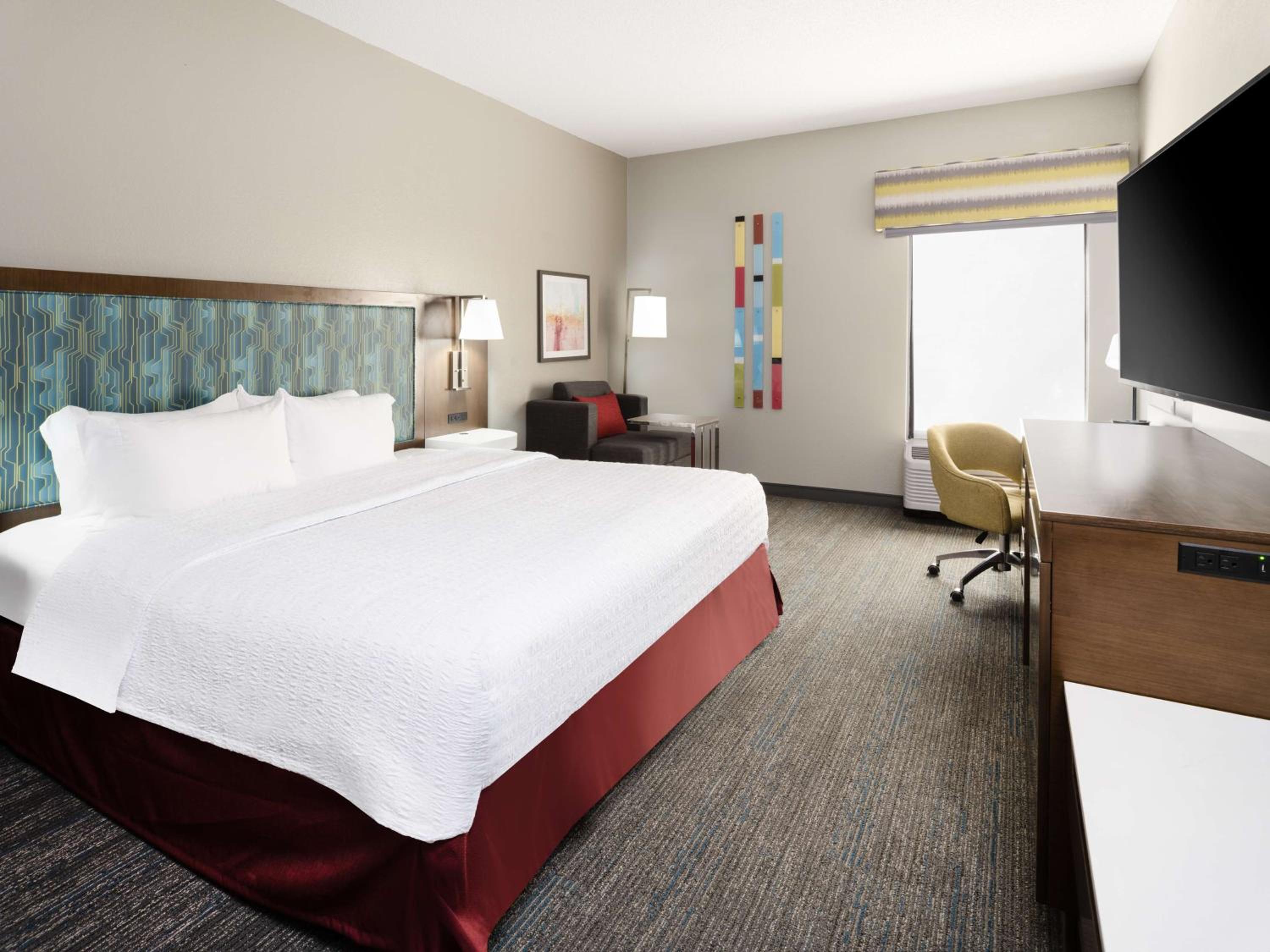 King Room - Mobility Access/Non-Smoking - Photo 1