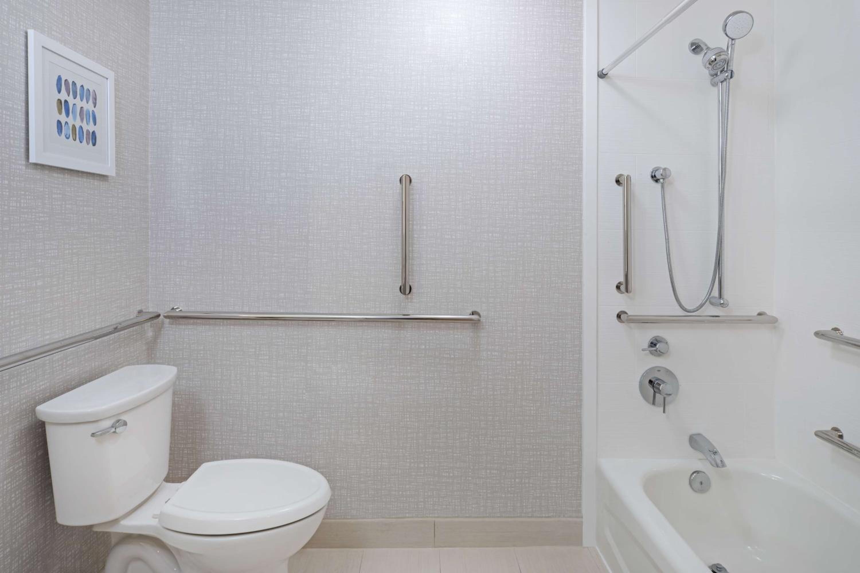 King Room - Mobility Access/Non-Smoking - Photo 4