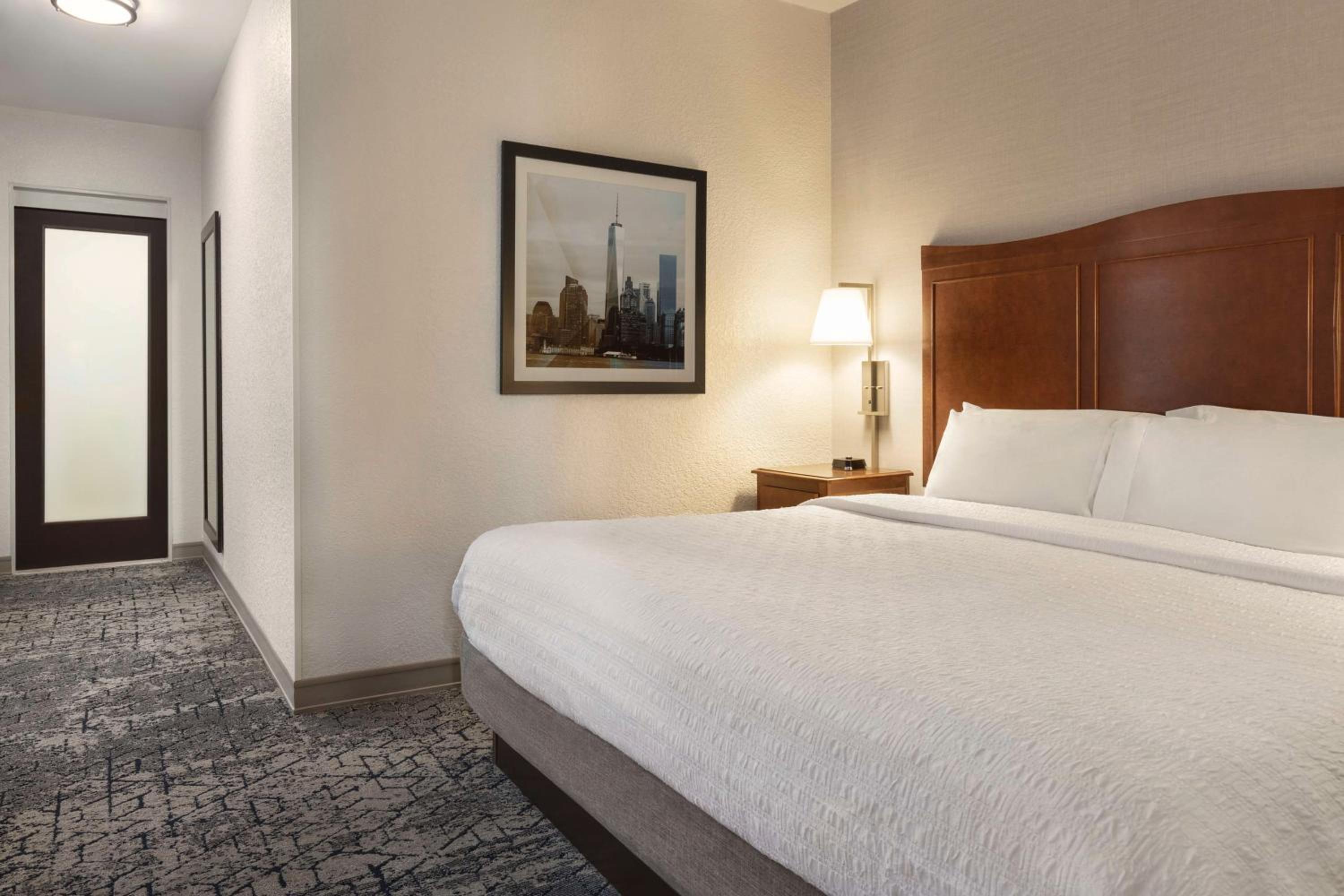 Executive Studio Suite with King Bed
