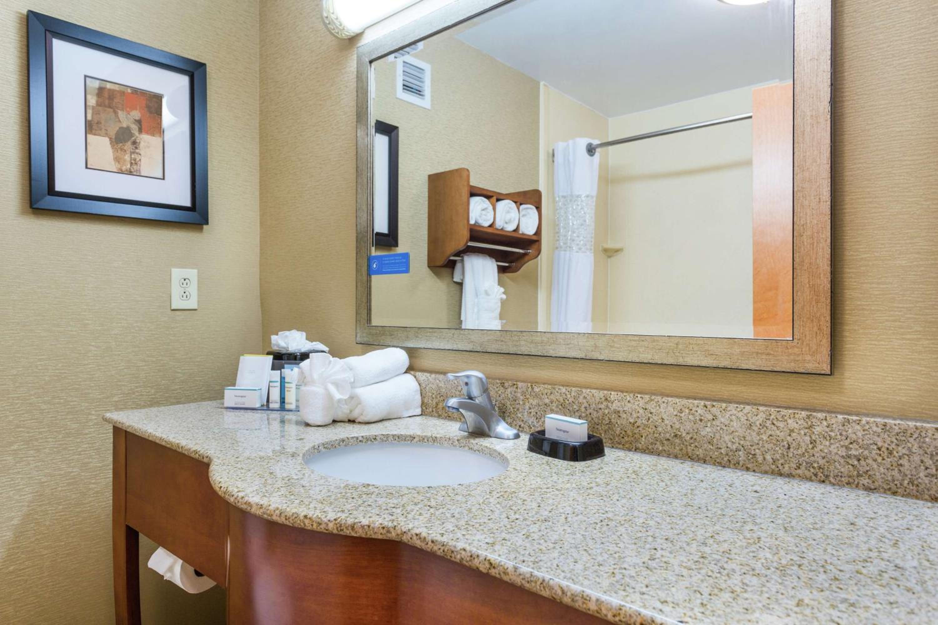 King Room - Mobility Access/Non-Smoking - Photo 2