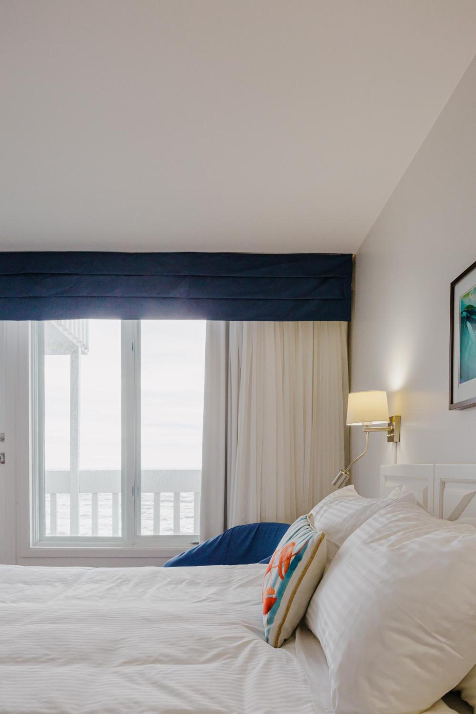 Queen Room With Sea View photo 2
