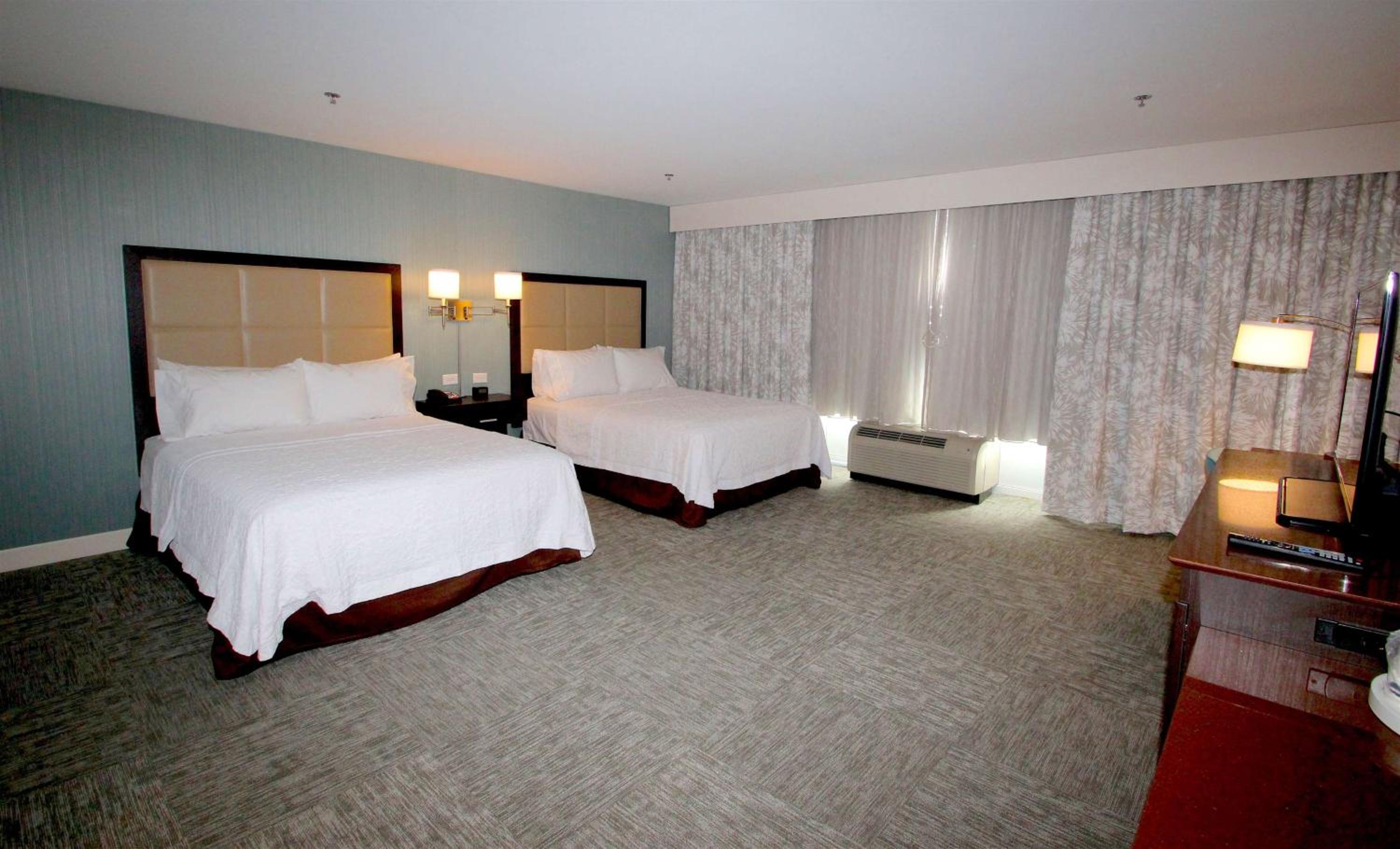 Queen Room with Two Queen Beds (4 Adults)