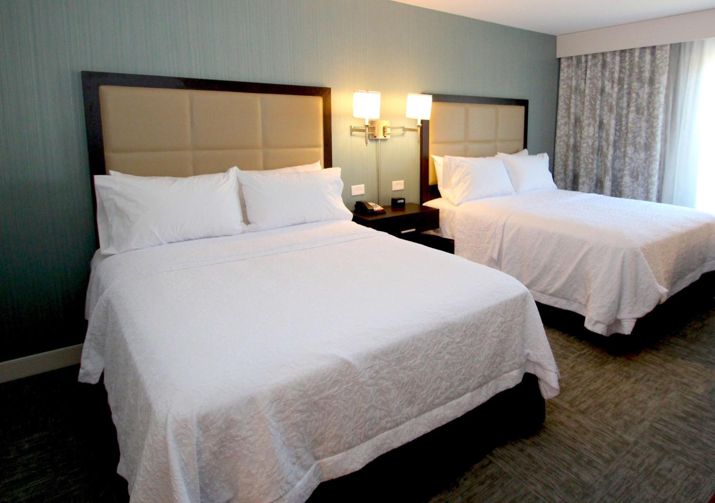 Queen Room with Two Queen Beds - Mobility Access/Non-Smoking