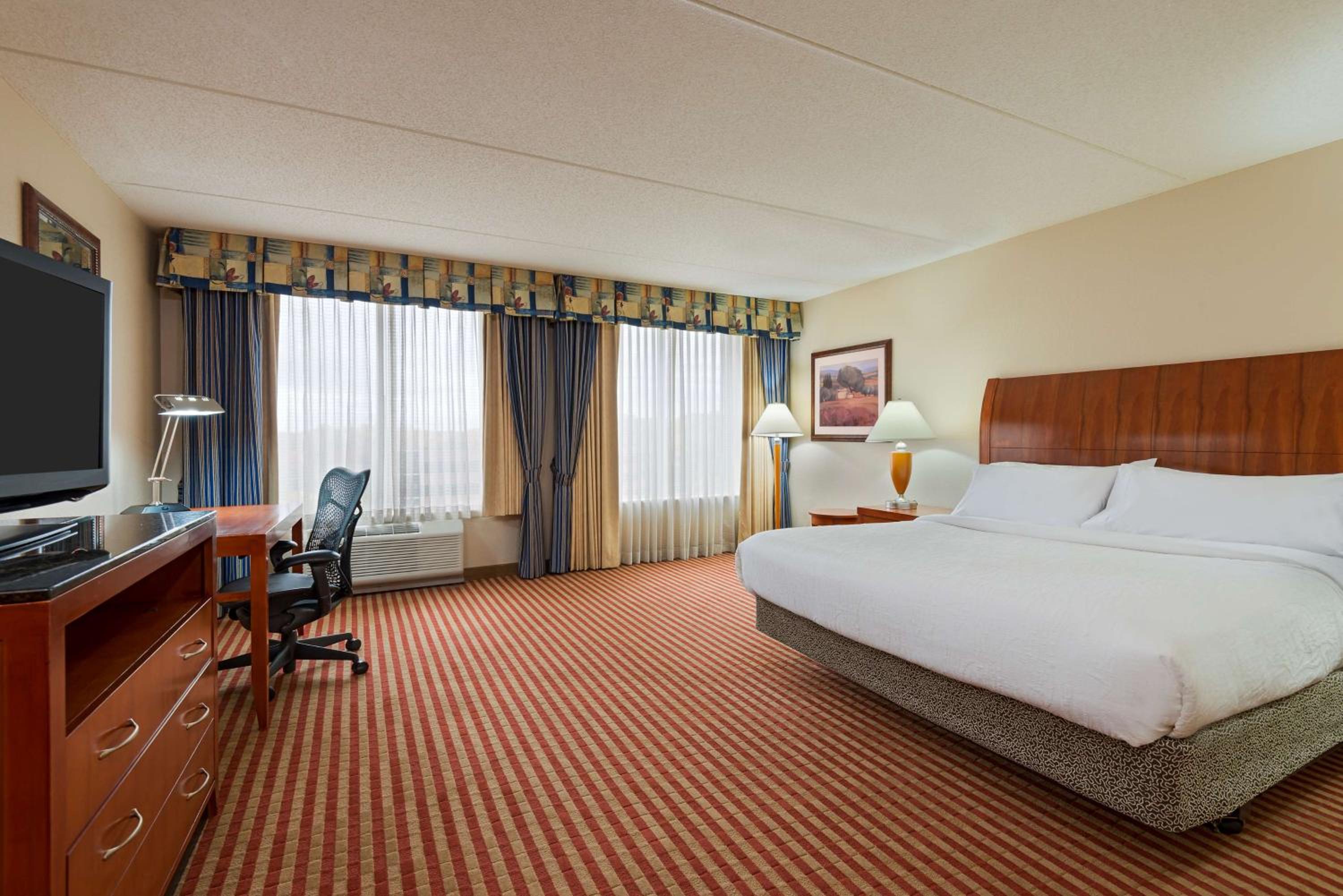 King Room With Whirlpool