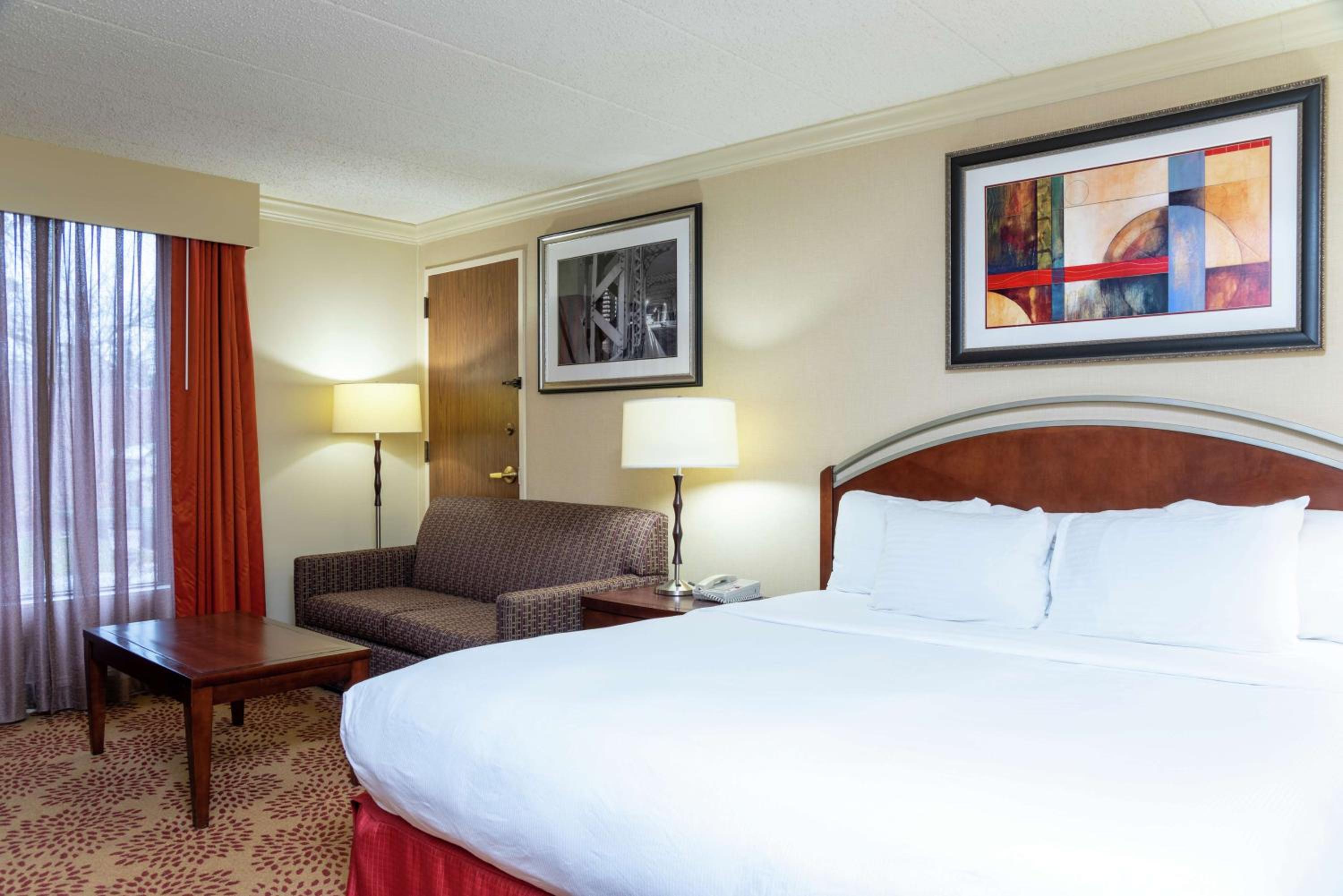 Deluxe King Room - Photo 5