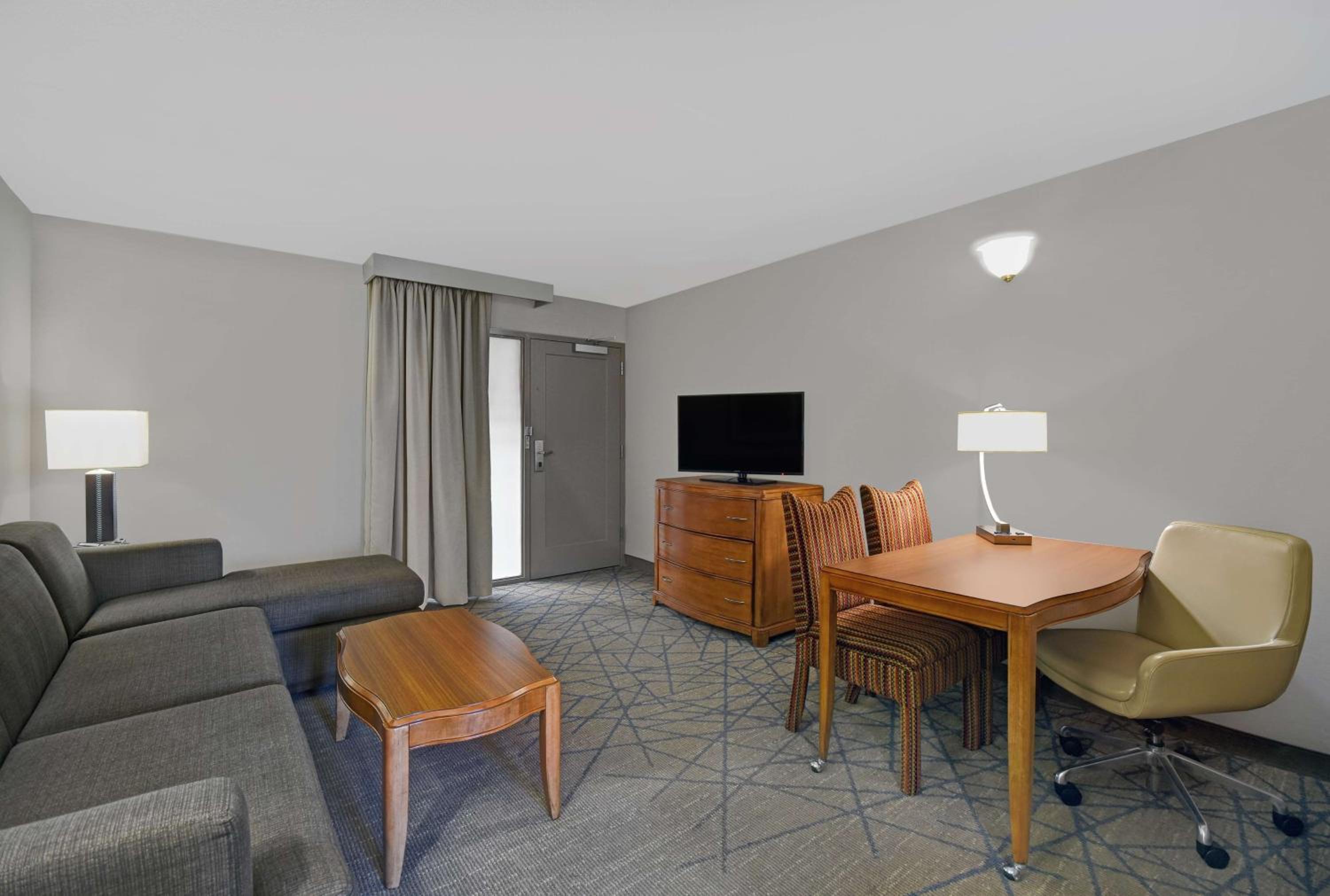 Double Room with Two Double Beds - High Floor/Non-Smoking photo 3