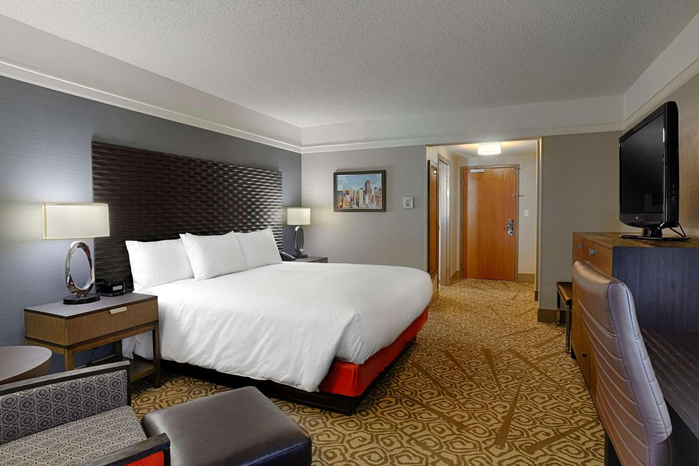 King Room with Bay View - Non-Smoking - Photo 1