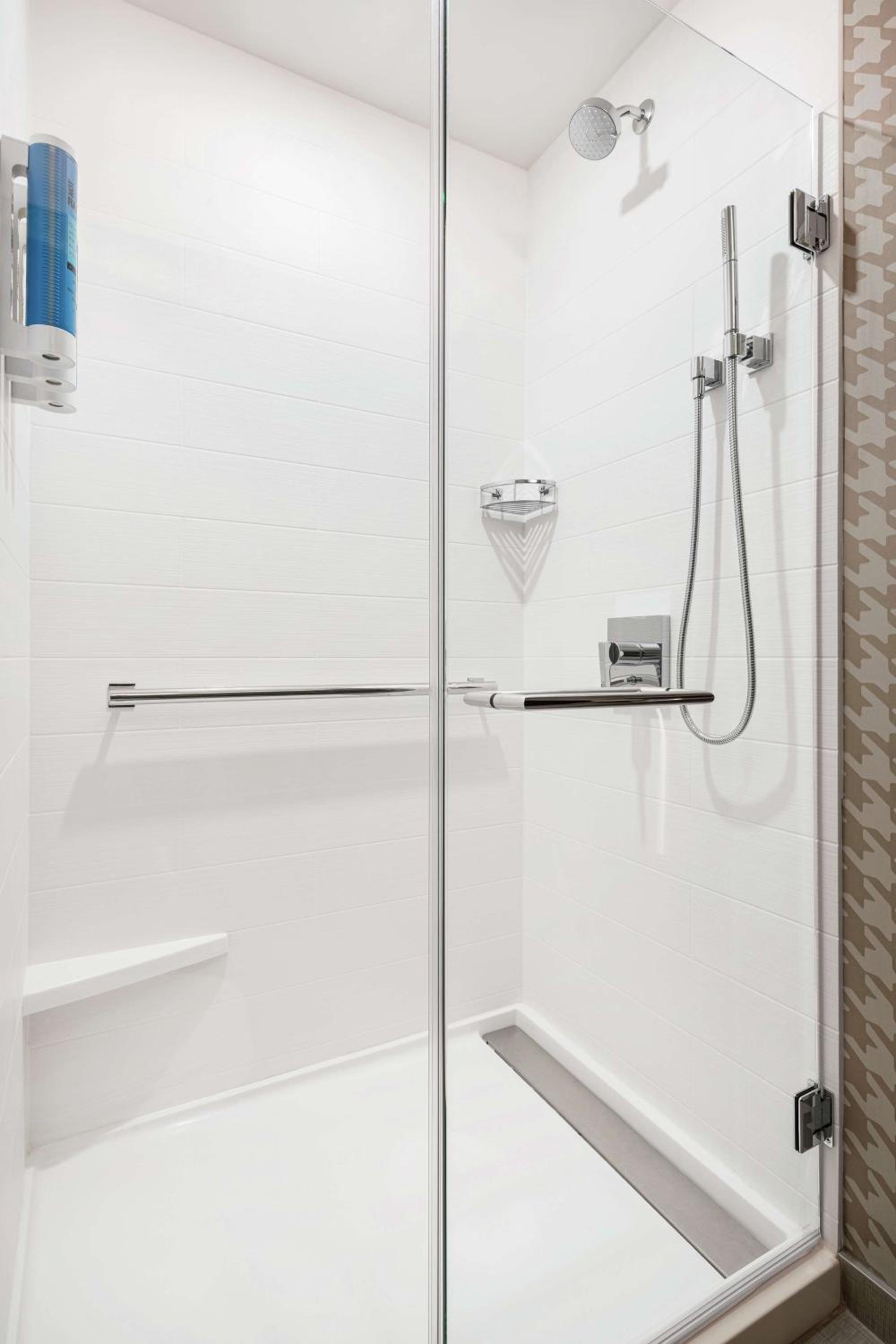 King Studio Suite - Photo 5