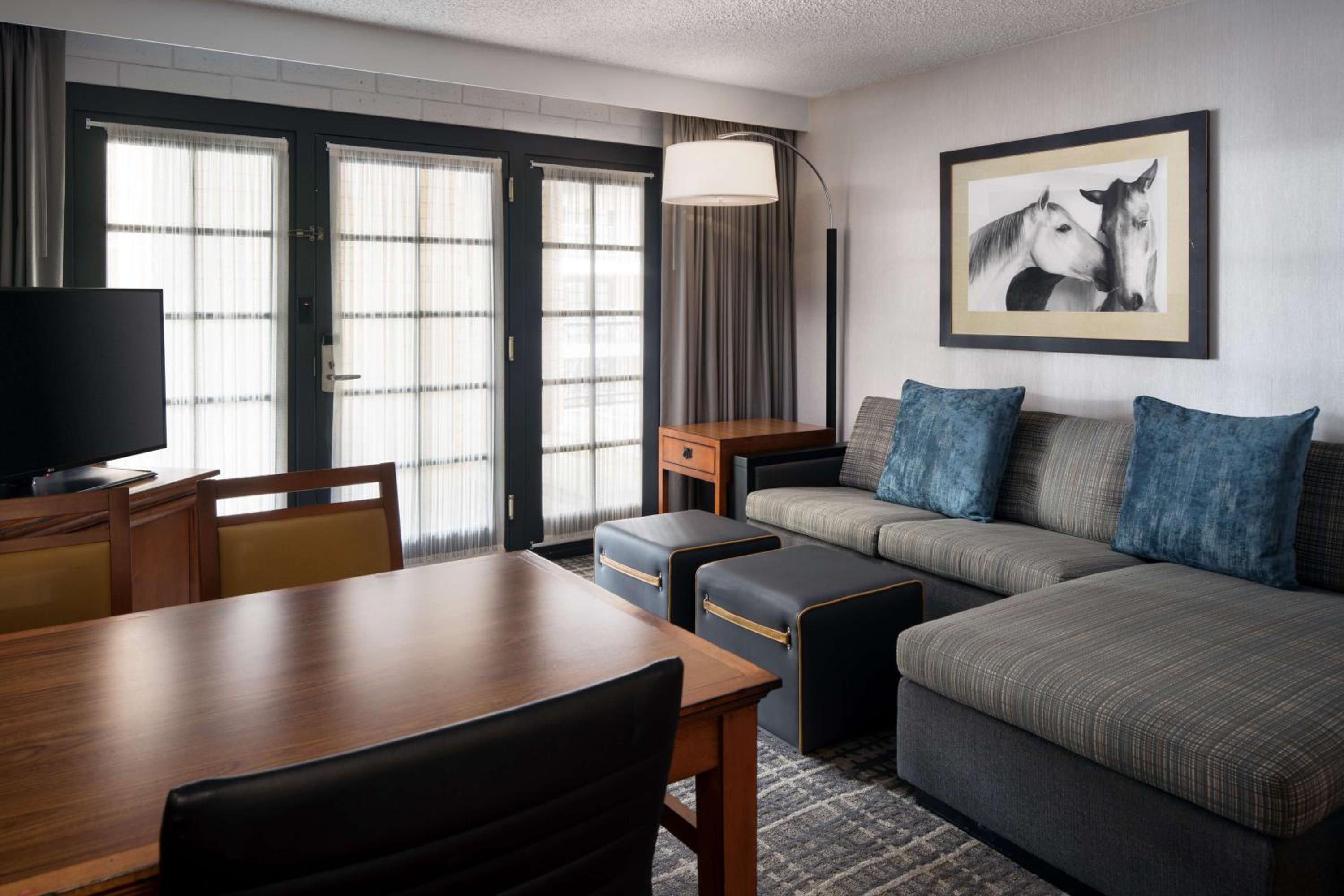 Two-Bedroom Suite with Two Queen Beds - Photo 1