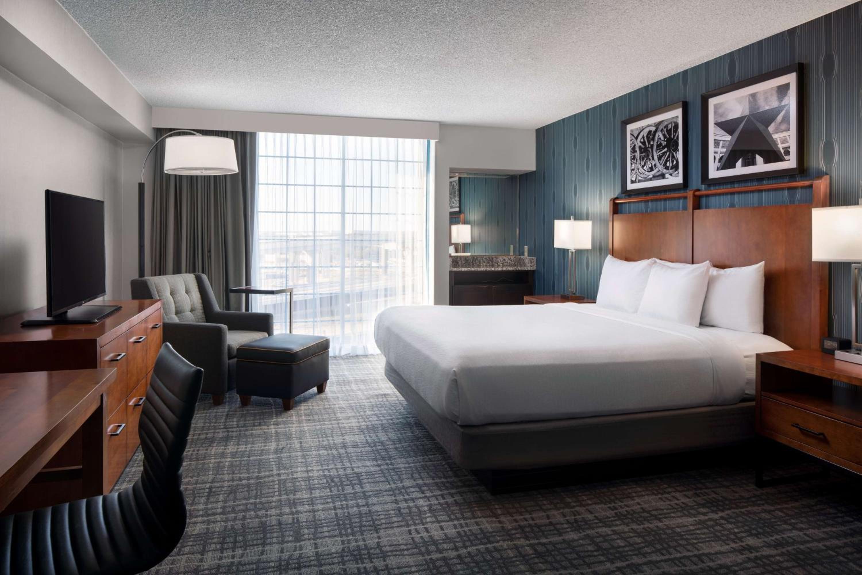 Two-Bedroom King Suite - Photo 1