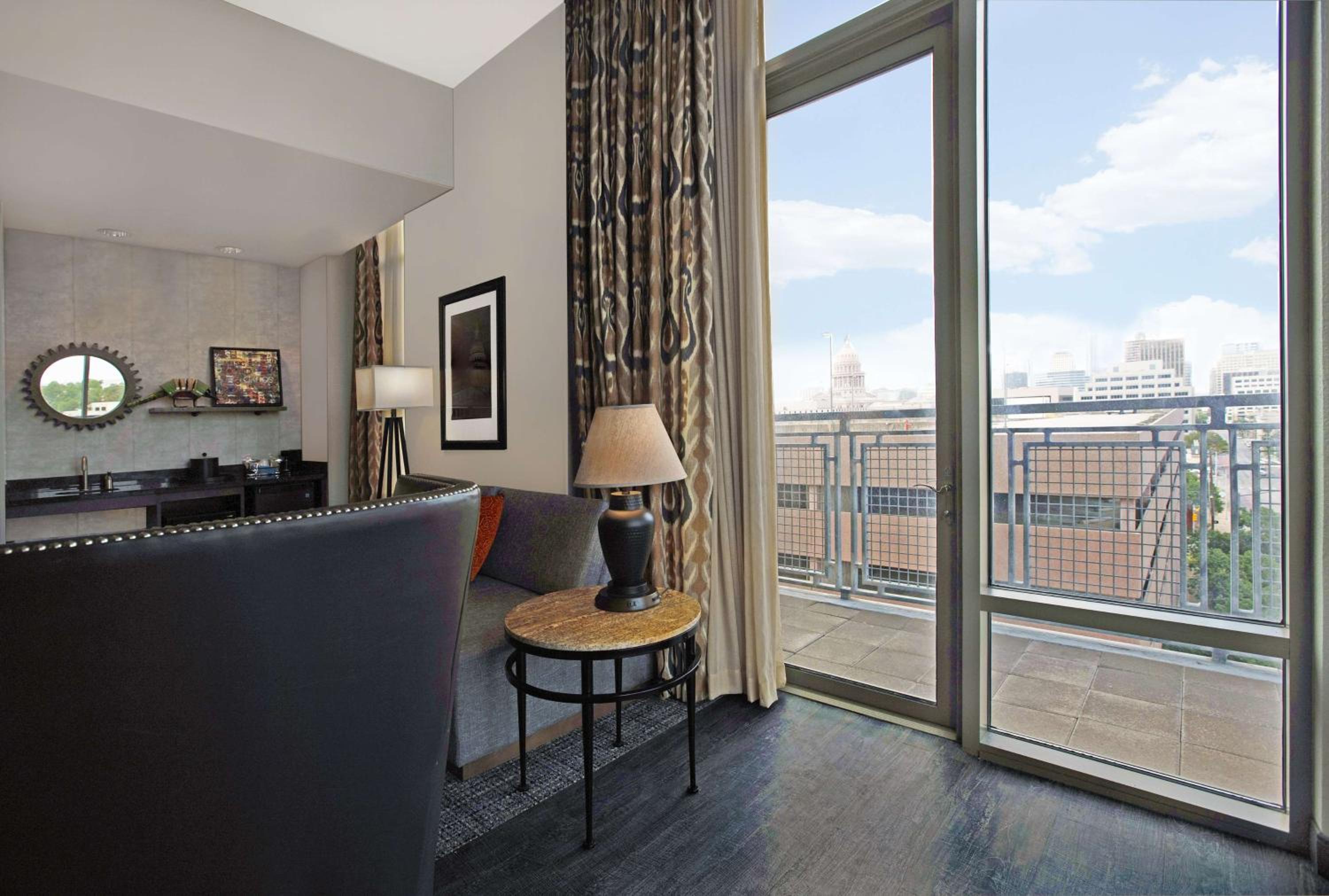 King Studio with Balcony - Hearing Accessible/Non-Smoking