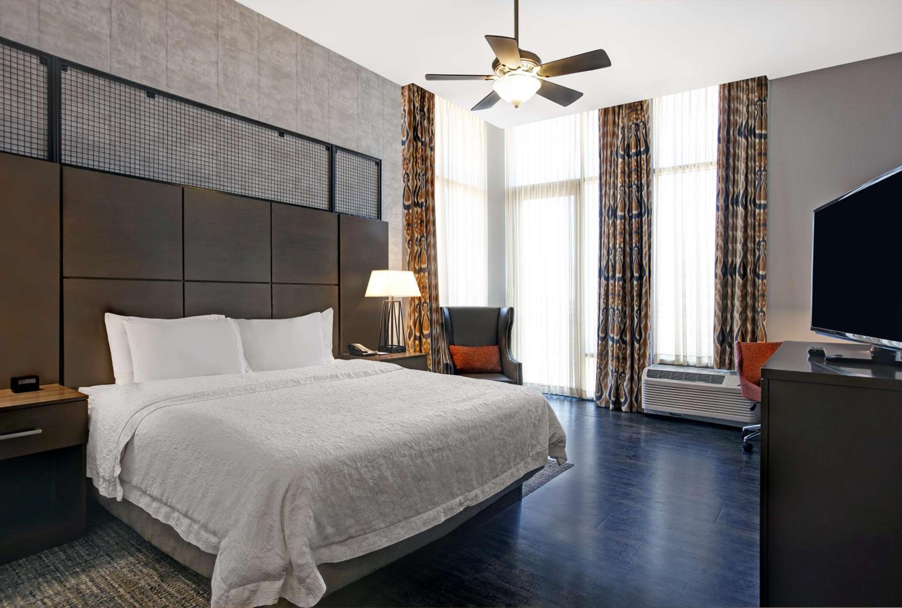 King Room with Balcony