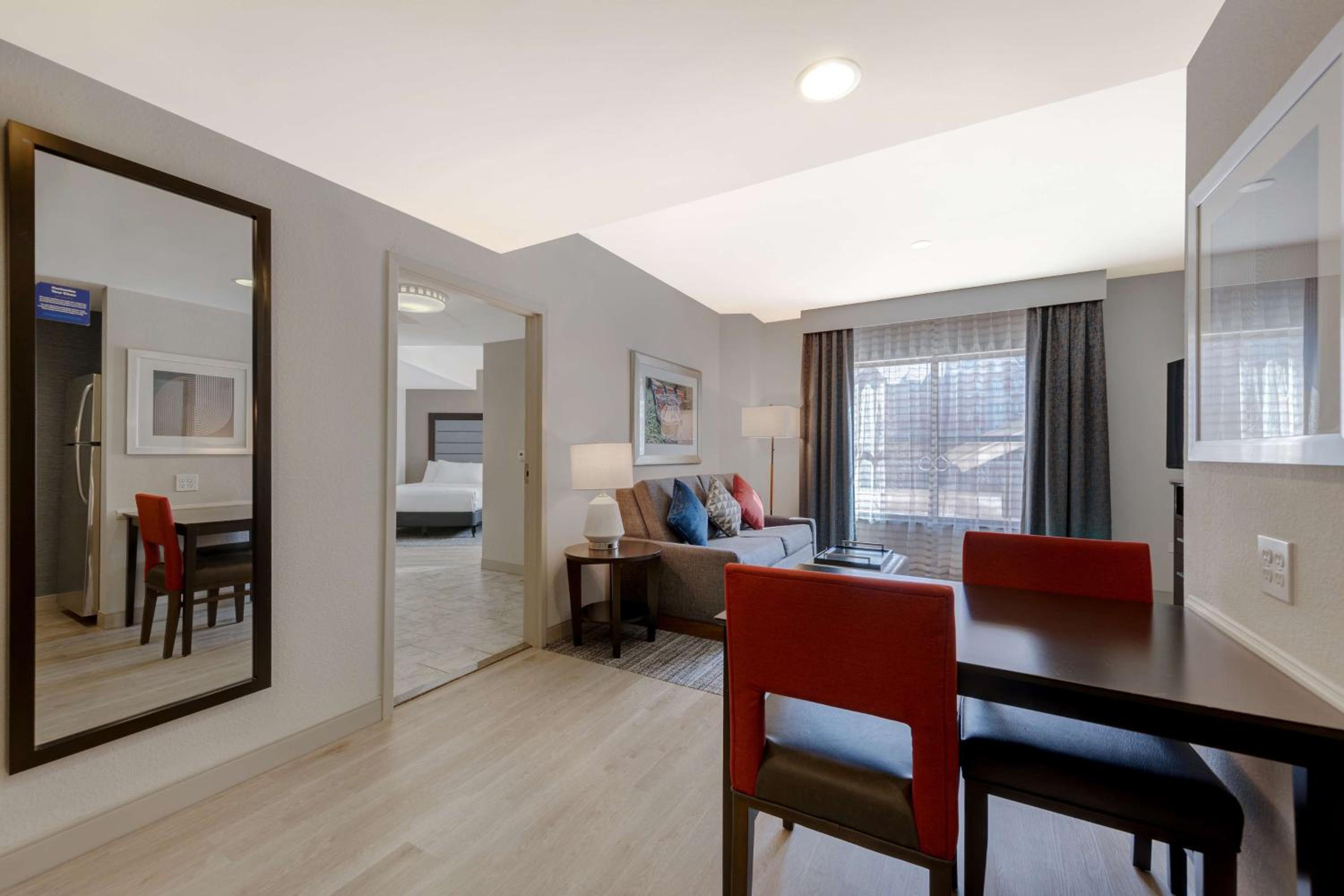 Two-Bedroom Suite - Non-Smoking