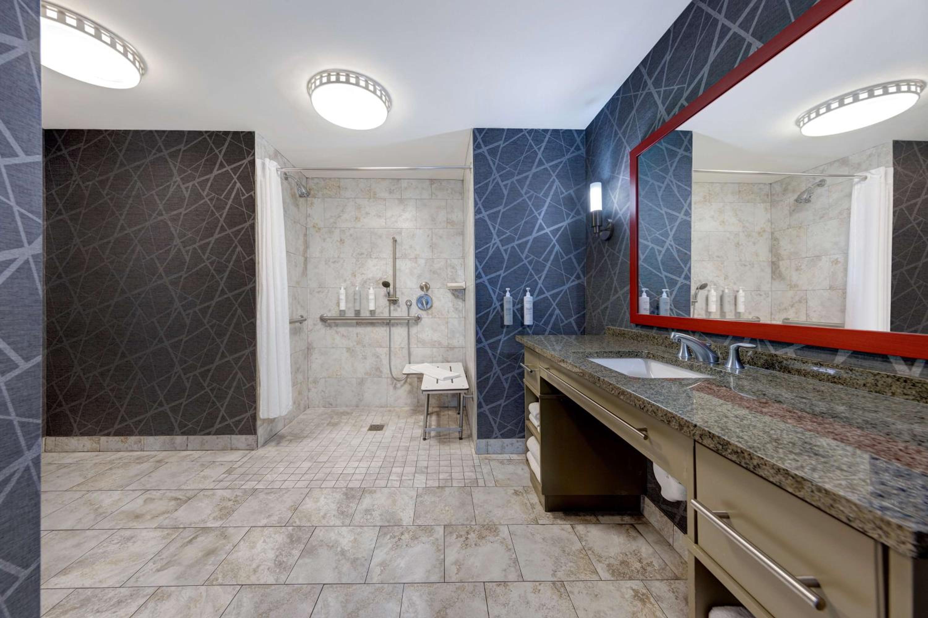 Two-Bedroom Suite - Non-Smoking