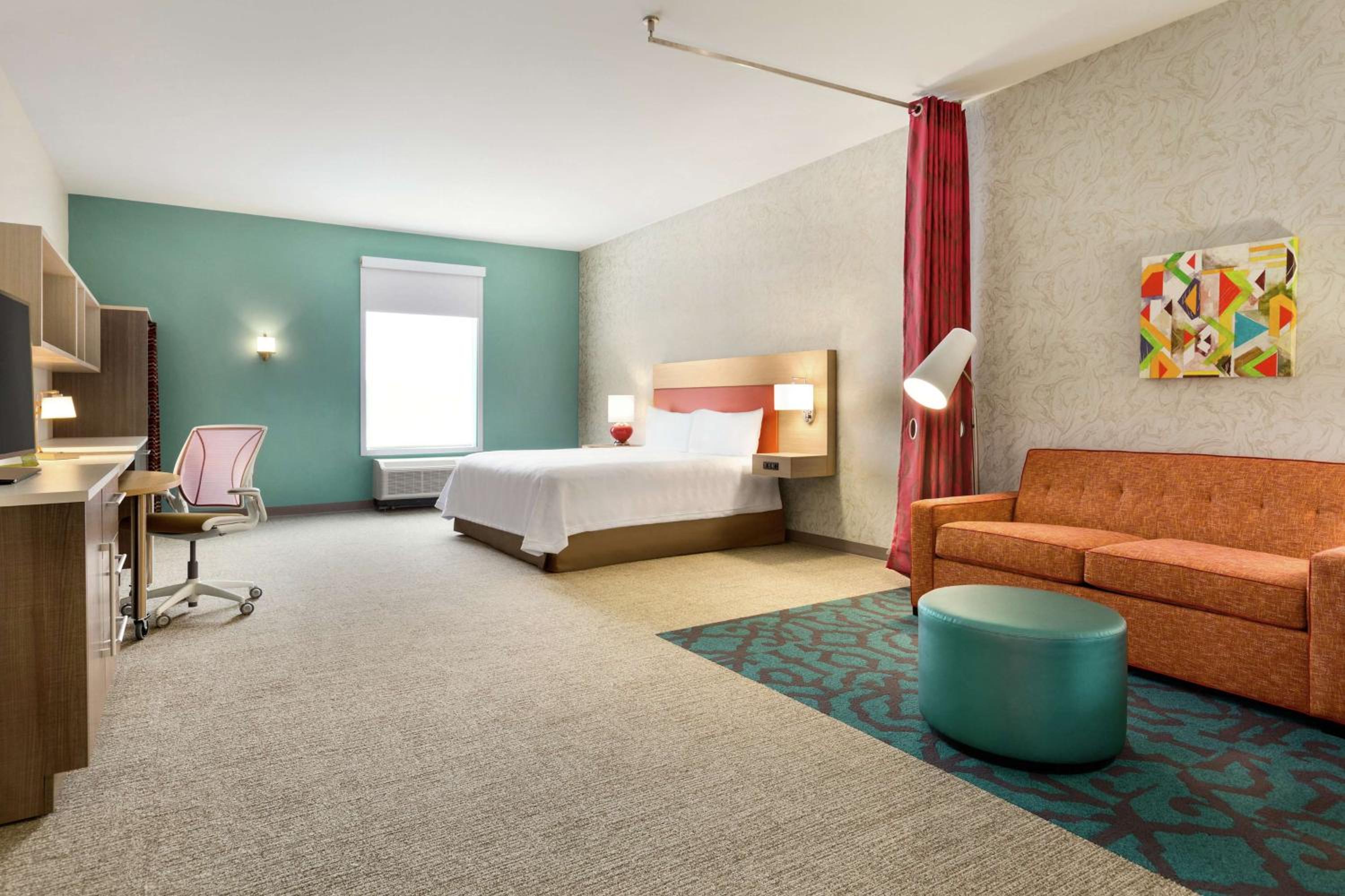 King Studio Suite - Non-Smoking - Photo 2