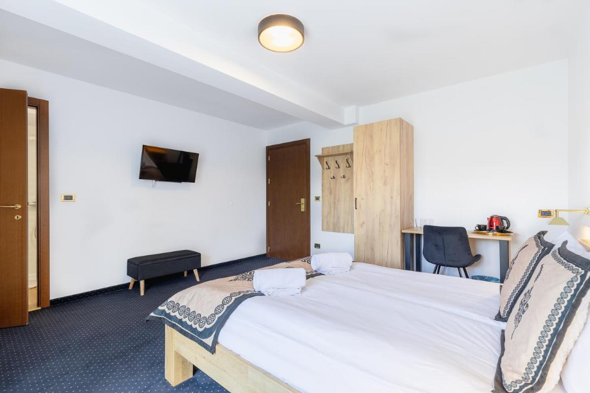 Double Room with Mountain View photo 3
