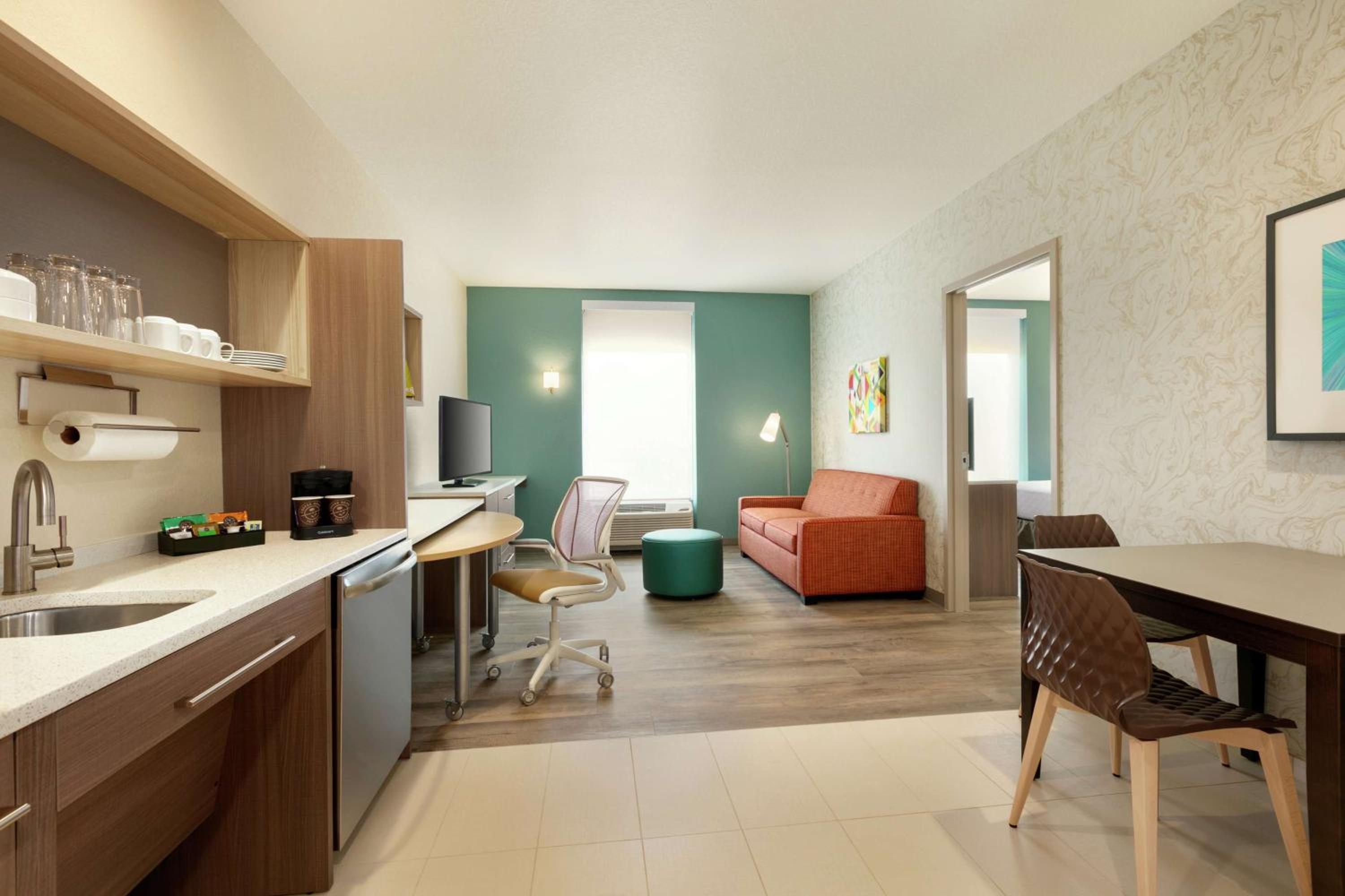 King Suite - Hearing Access/Non-Smoking