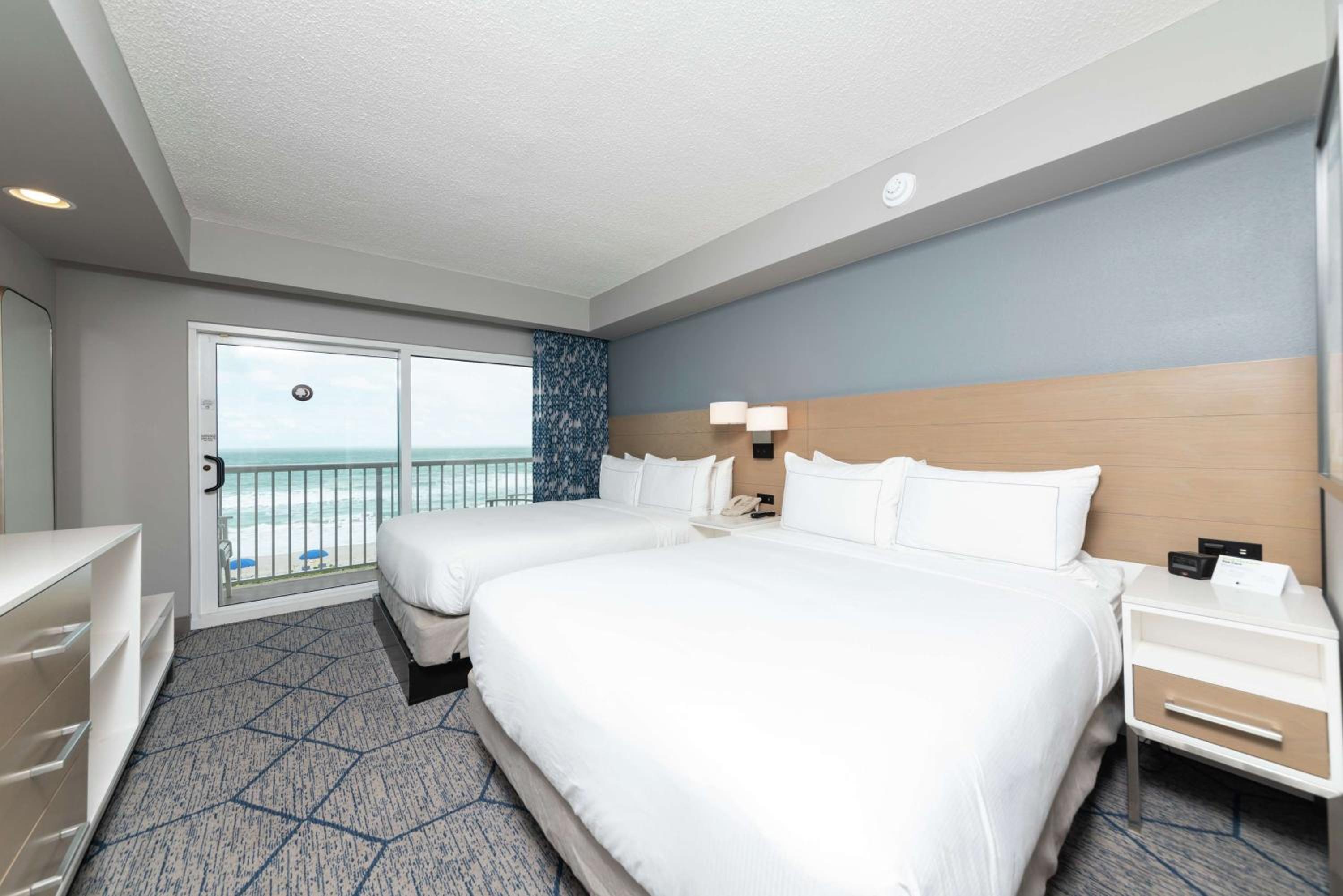 Two-Room Oceanfront Queen Suite - High Floor