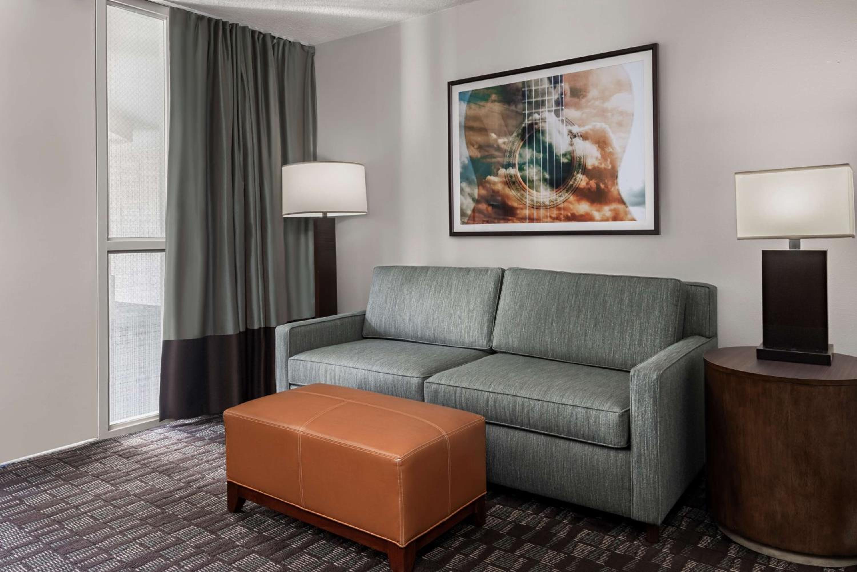 Two-Room King Suite - Non-Smoking - Photo 3