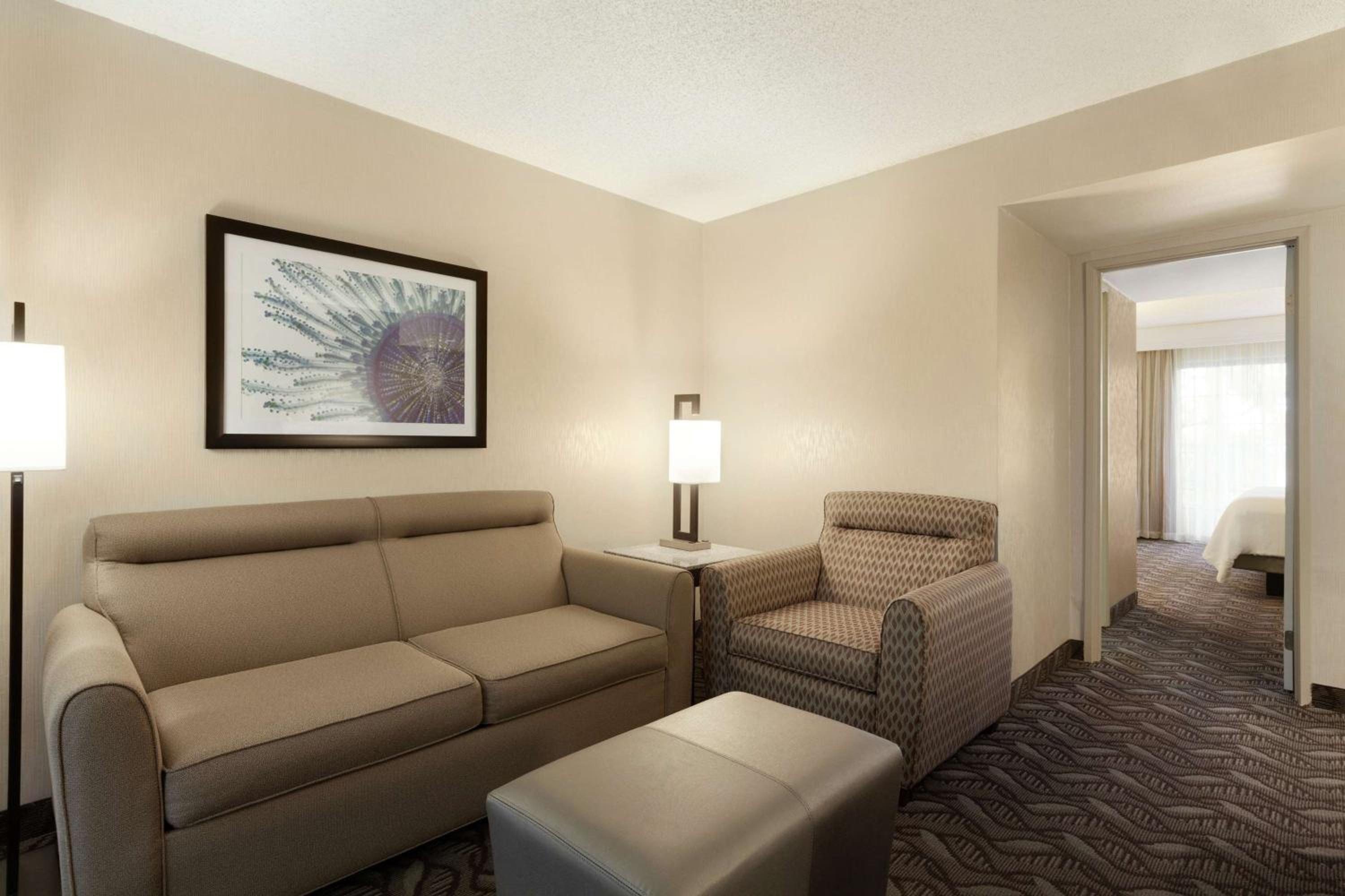 King Suite - Photo 2