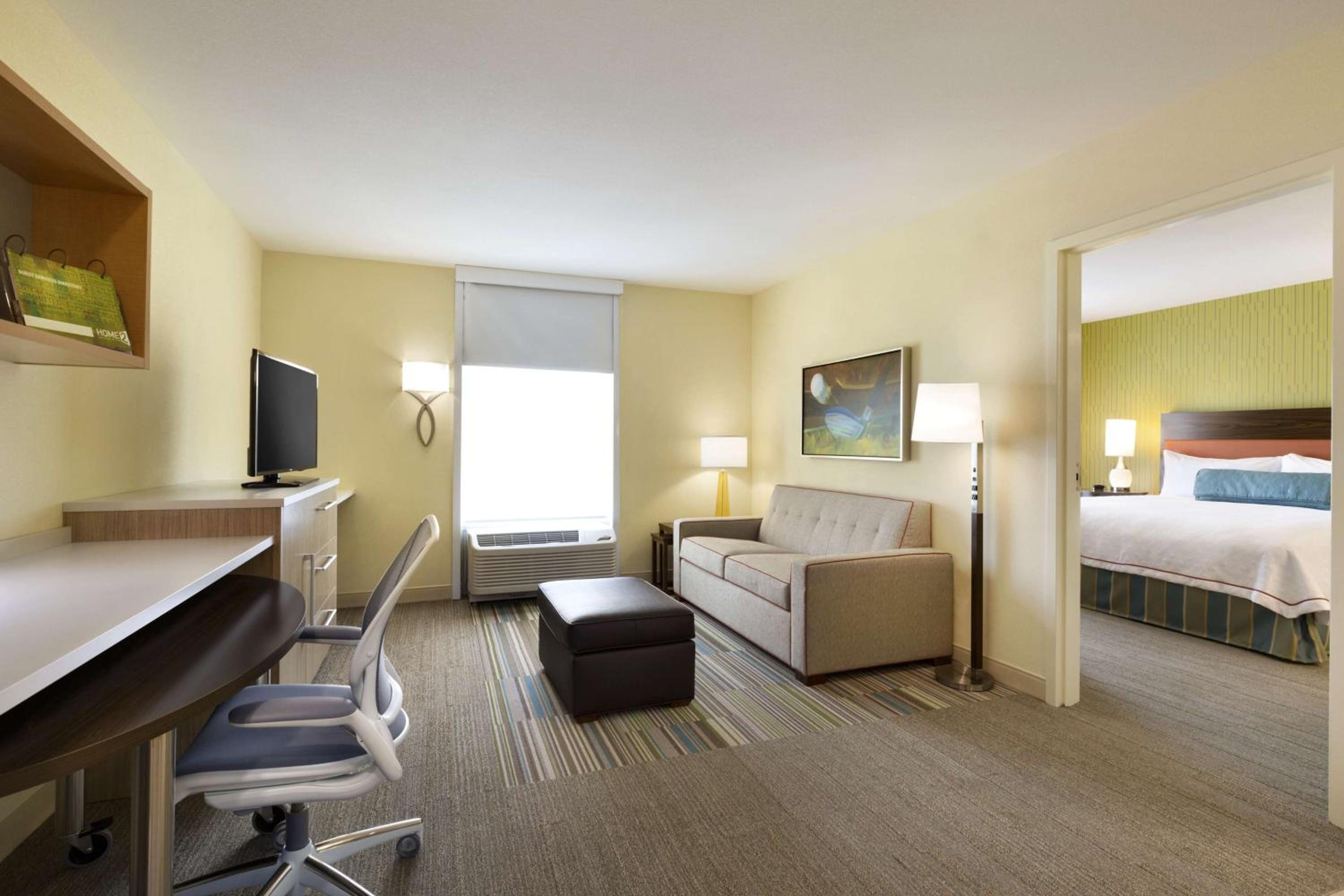 King Suite - Hearing Access/Non-Smoking