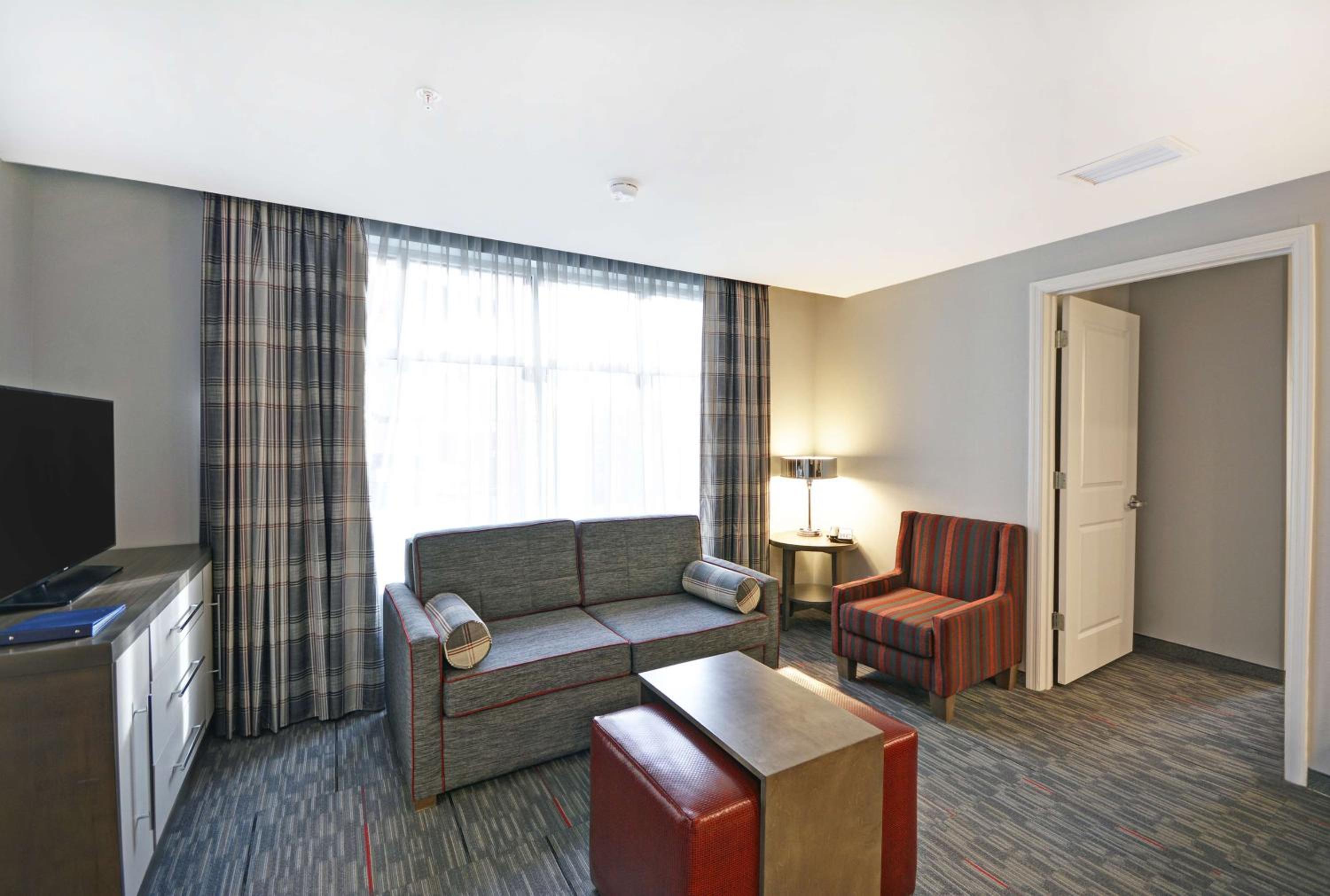 Two-Bedroom Suite - Non-Smoking - Photo 1