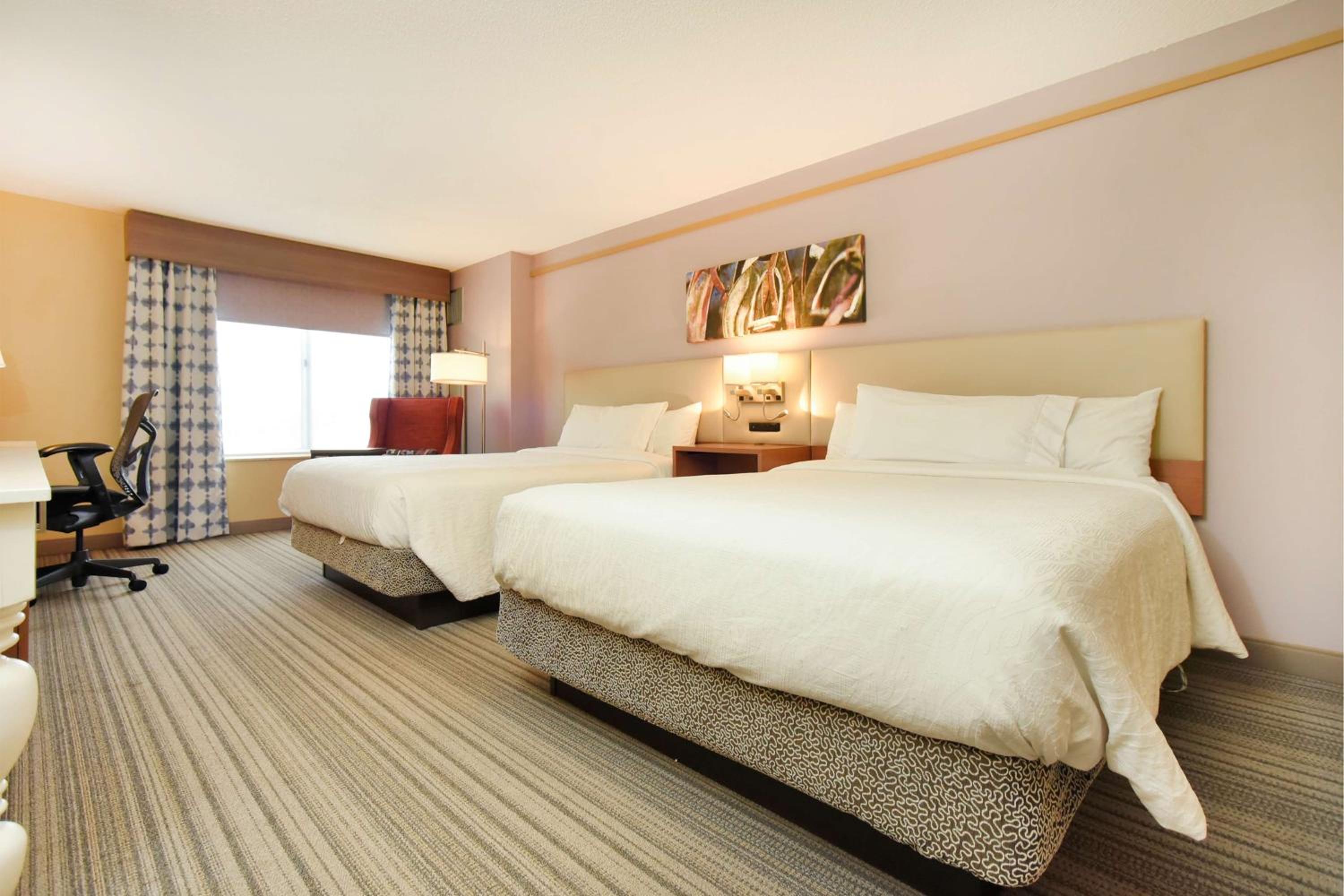 Queen Room with Two Queen Beds - Photo 7