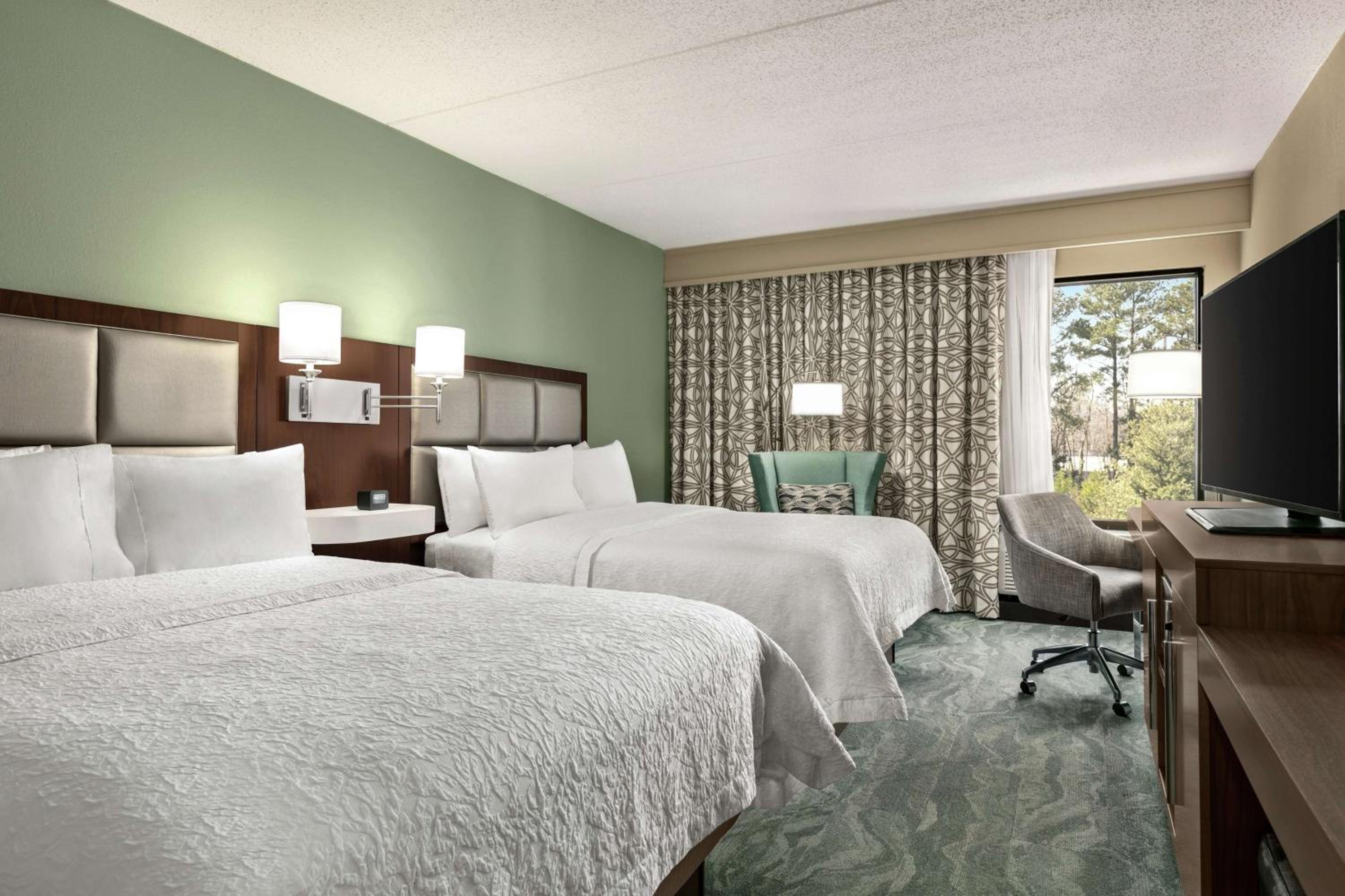Room with Two Queen Beds - Non-Smoking