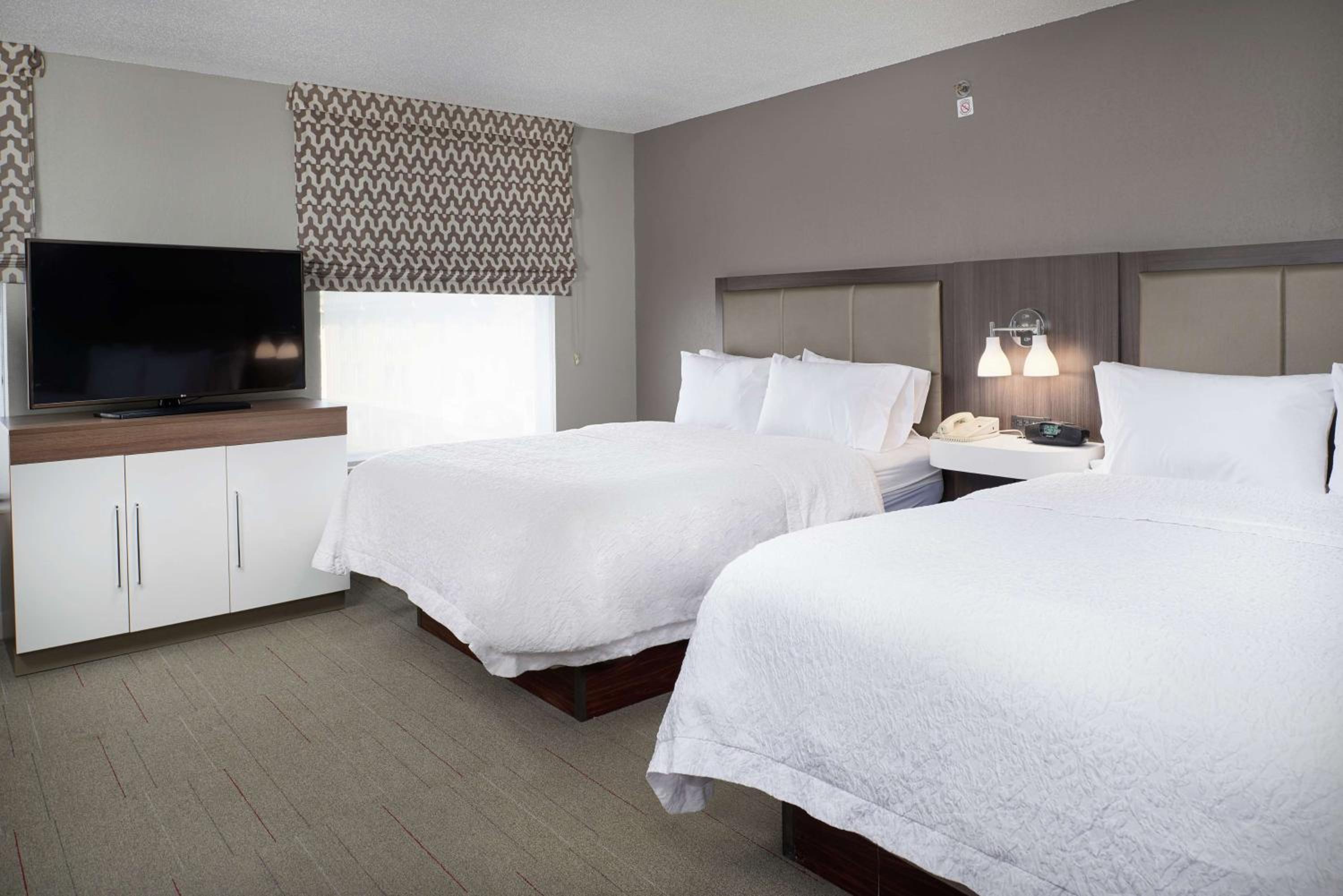 Queen Studio Suite with Two Queen Beds and Sofa Bed - Non-Smoking