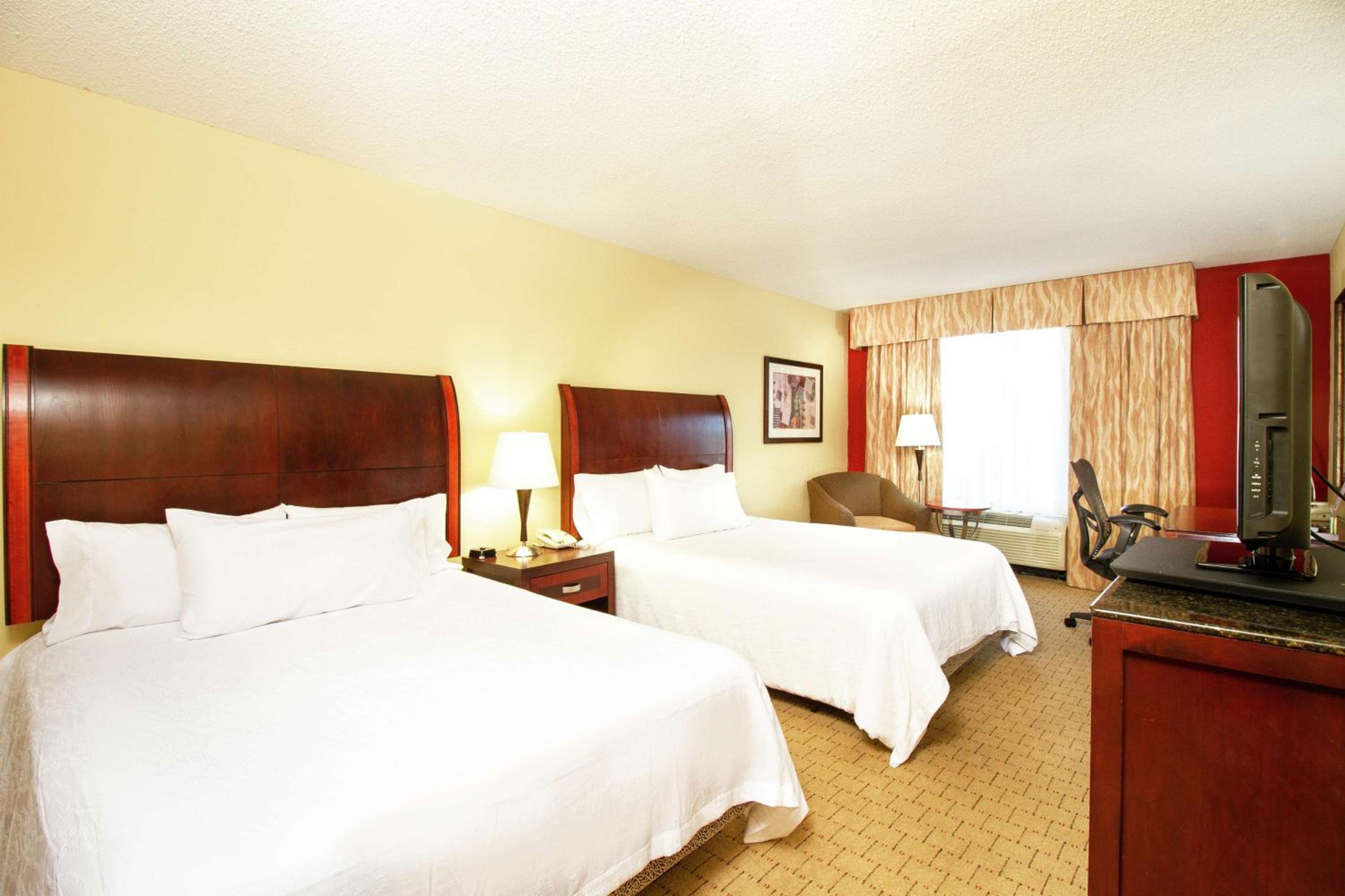 Queen Room with Two Queen Beds - Photo 1